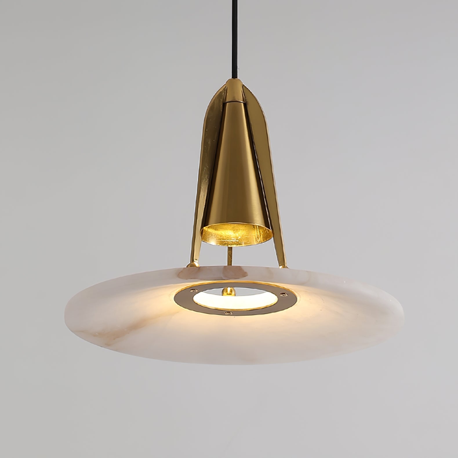 Aragon Alabaster Pendant Lamp D391