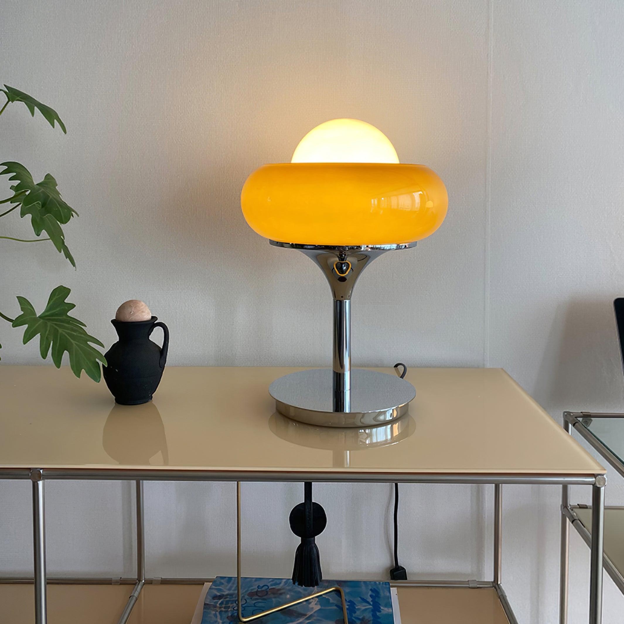 Vintage Cream Table Lamp for Bedroom M153
