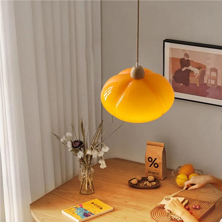 Medieval Creamy Pumpkin Pendant Lamp S108