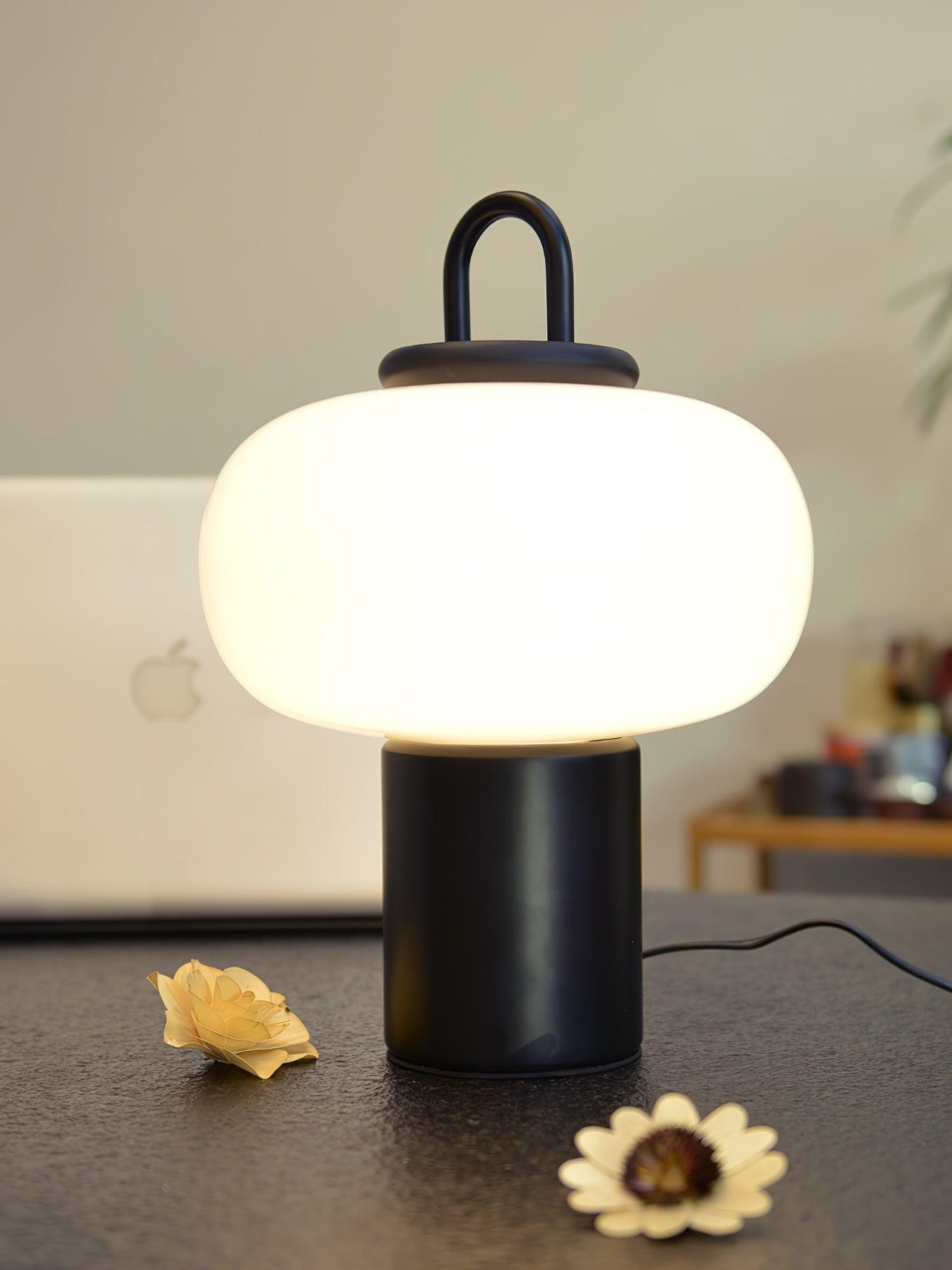 Nordic Creative Portable Bedside Table Lamp M448