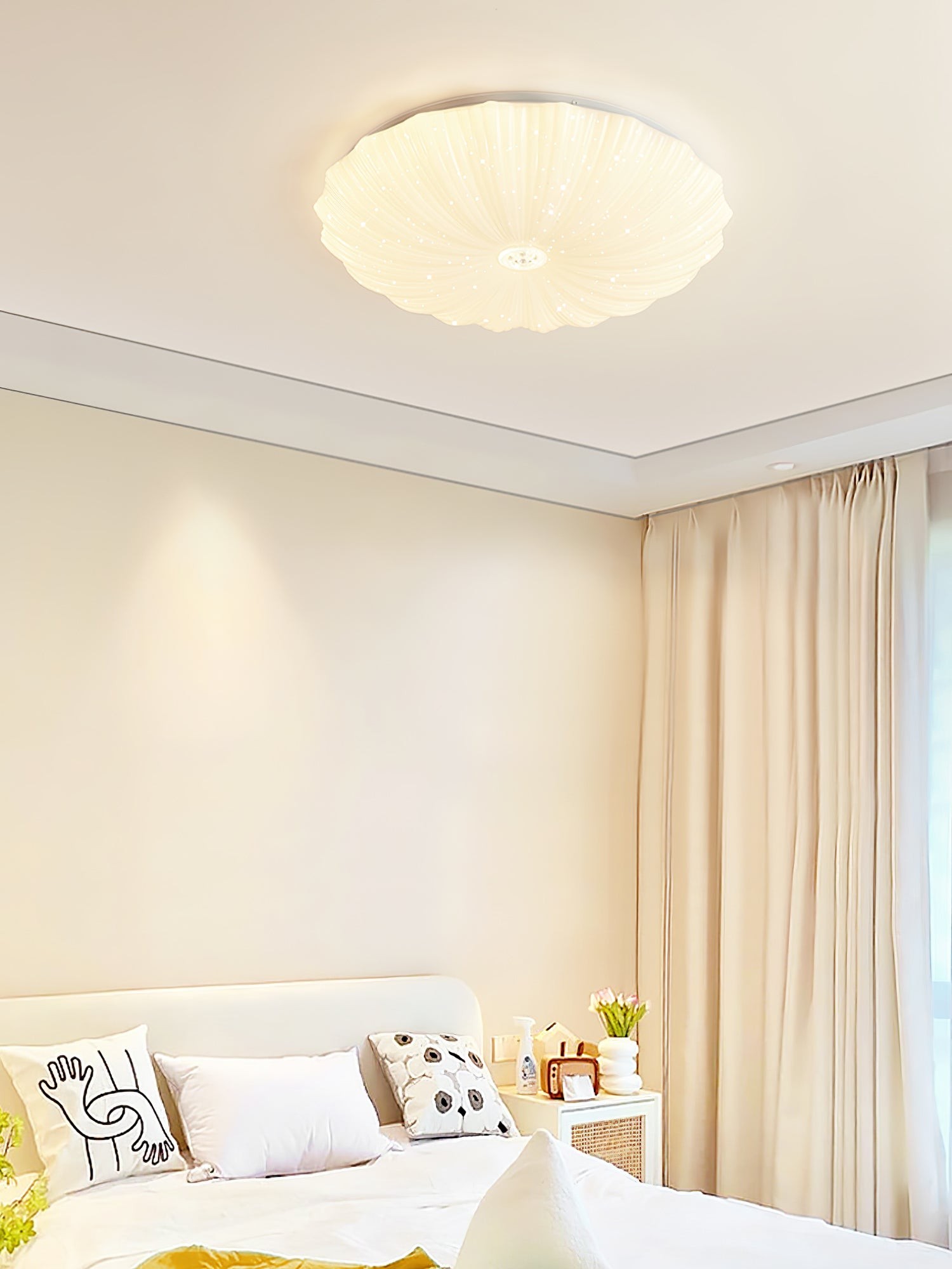 Acrylic Shell Round Ceiling Lamp M516