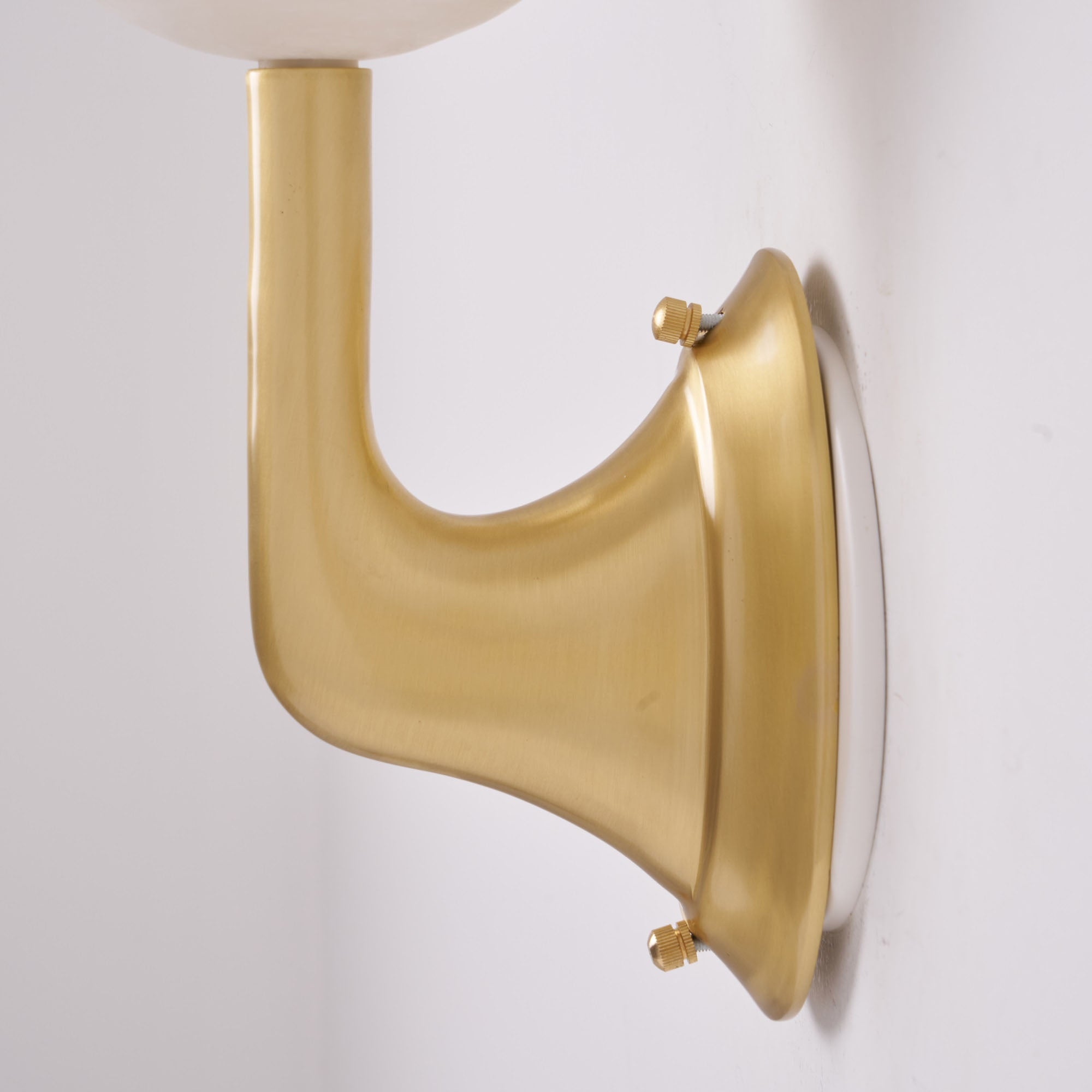 Triple Alabaster Wall Lamp D565