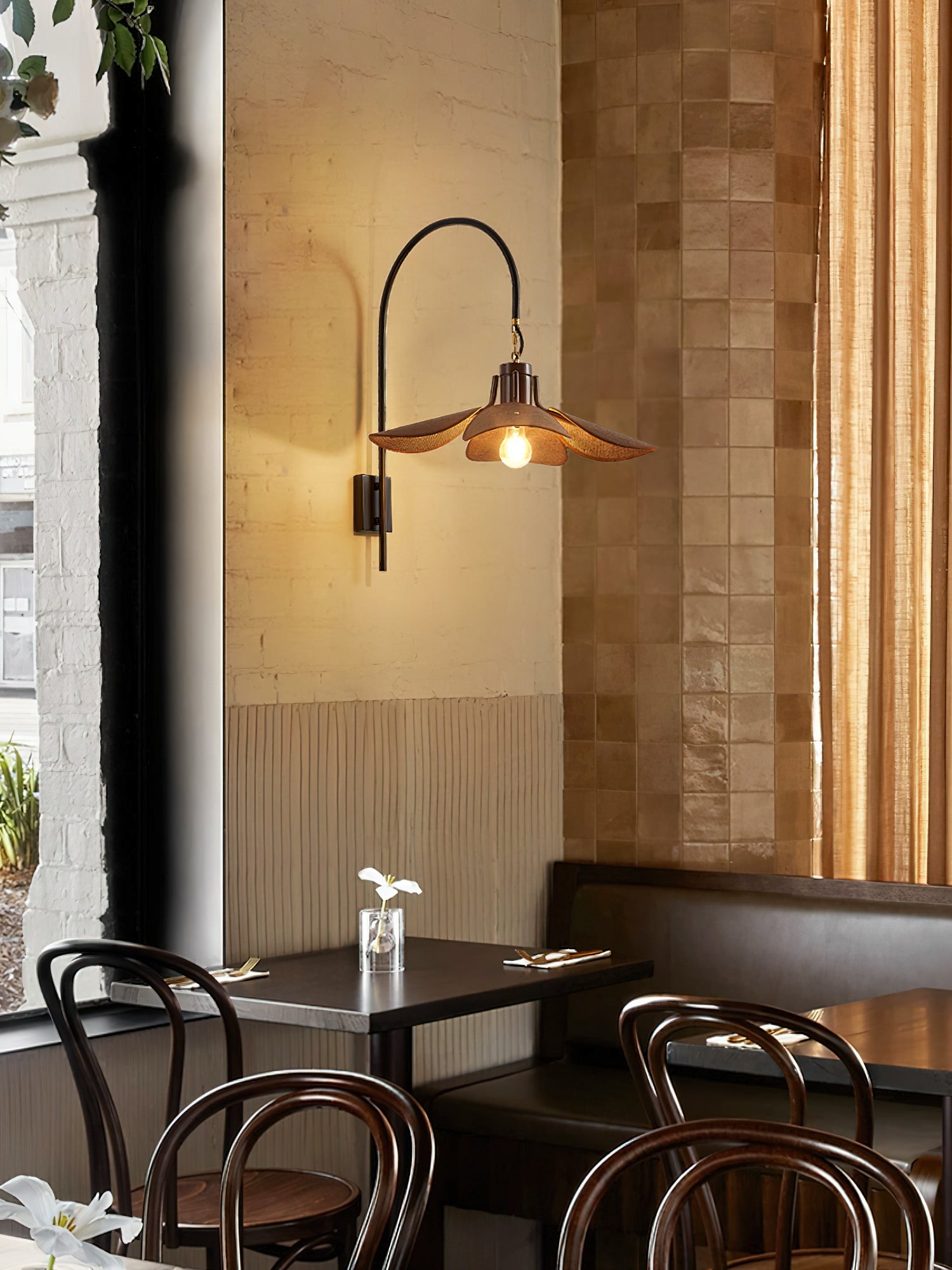 Retro Wabi-Sabi Style Petal Bloom Wall Lamp M33
