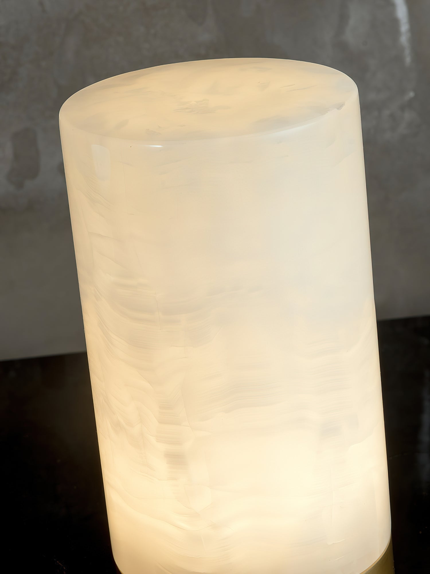 Totem Alabaster Table Lamp D499