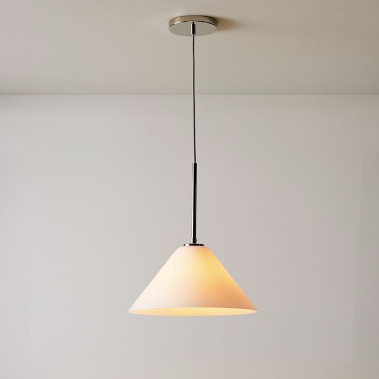 Conica Glass Cone Pendant Lamp – Modern Style Light for Any Room T104