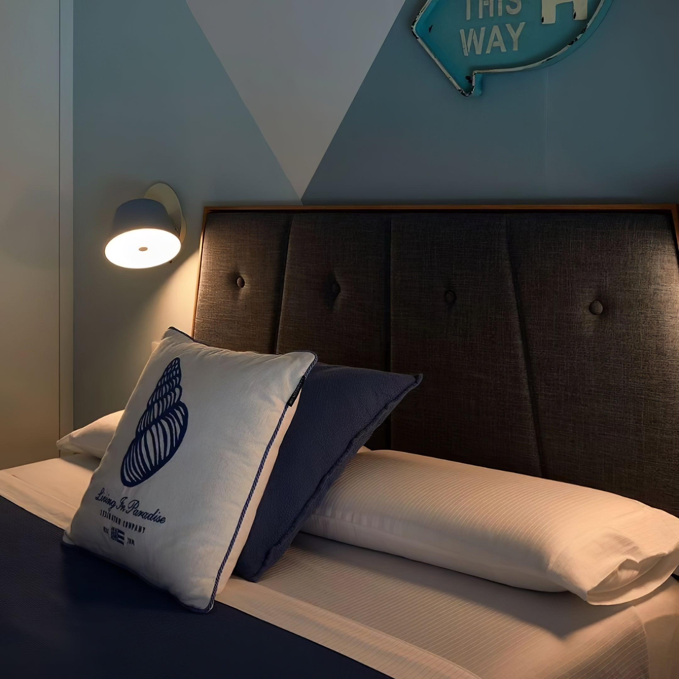 Simple Bedroom Bedside Reading Wall Lamp M270