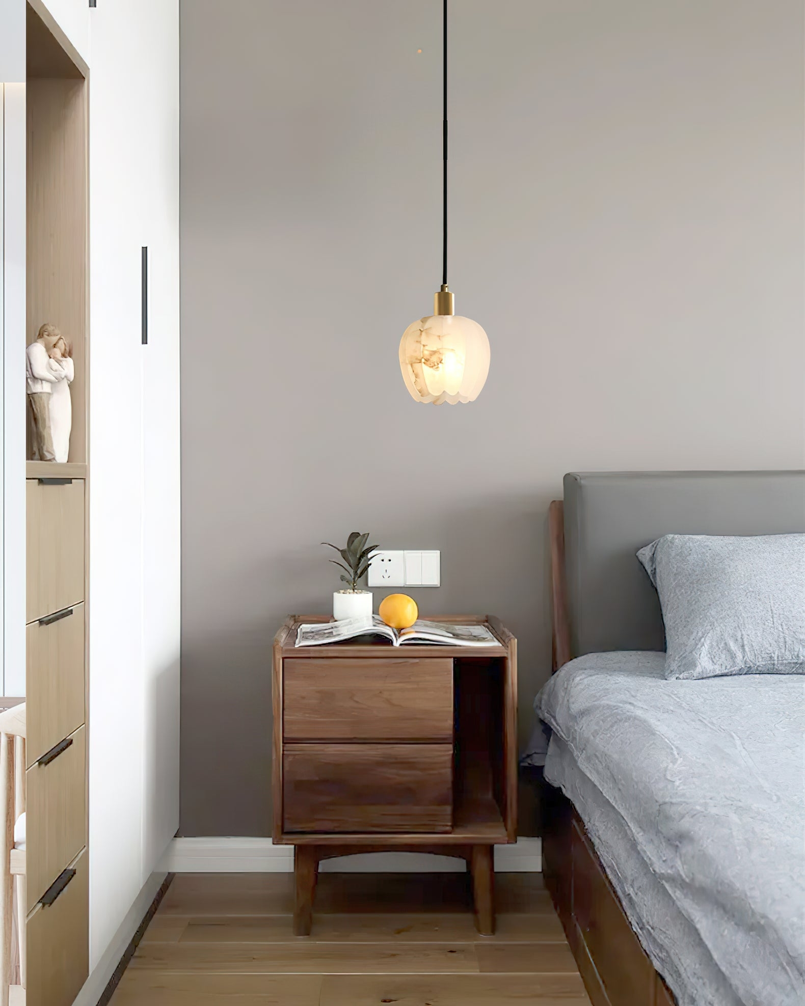 Lilin Alabaster Pendant Light D424