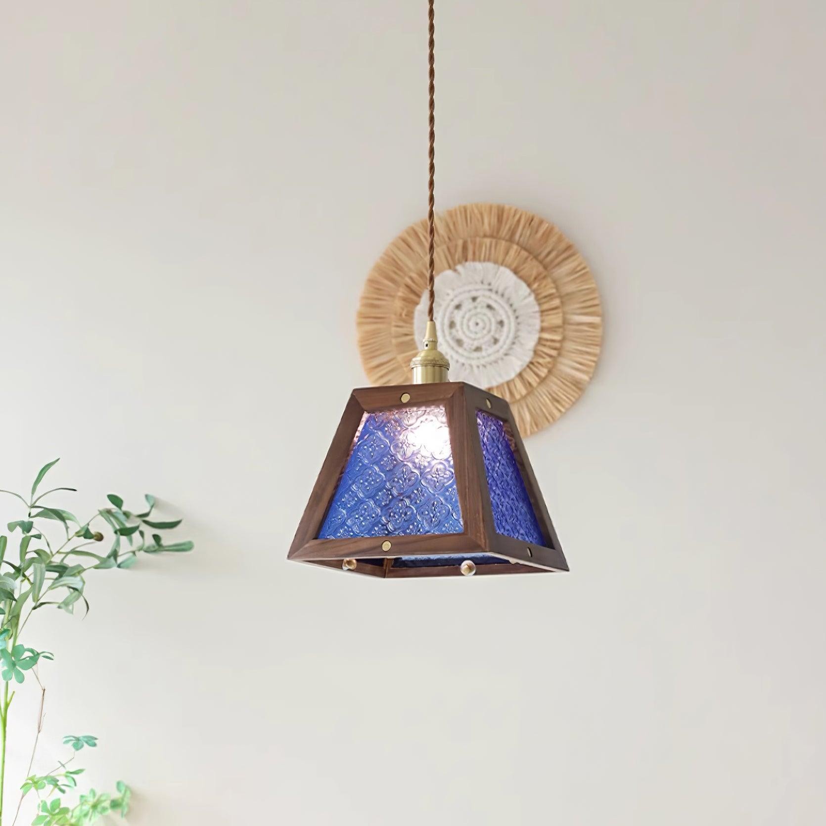 Retro Pattern Glass Pendant Lamp M399