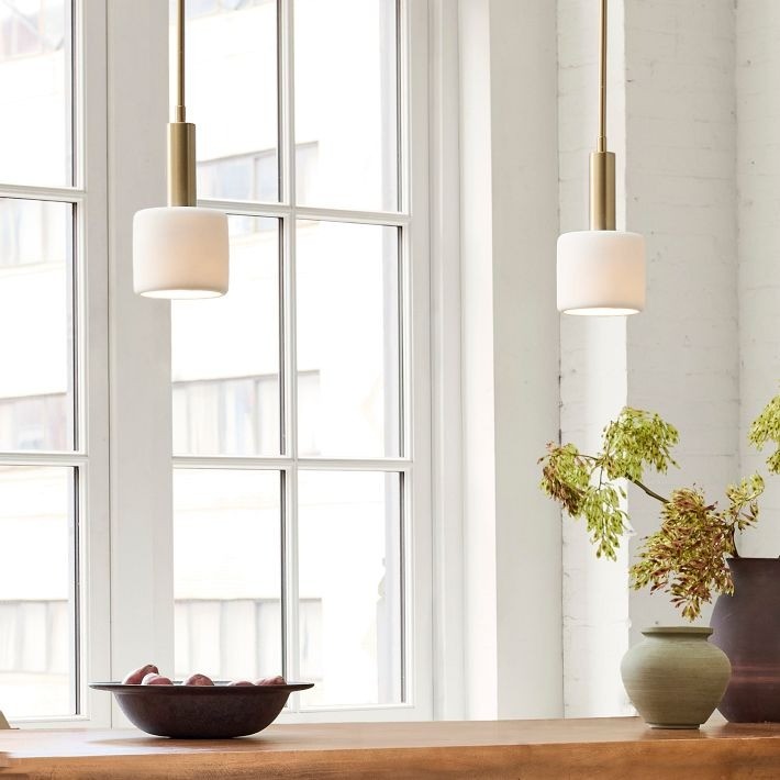 Cerova Modern Ivory Pendant Lamp – Minimalist Organic Design for Dining Rooms T164