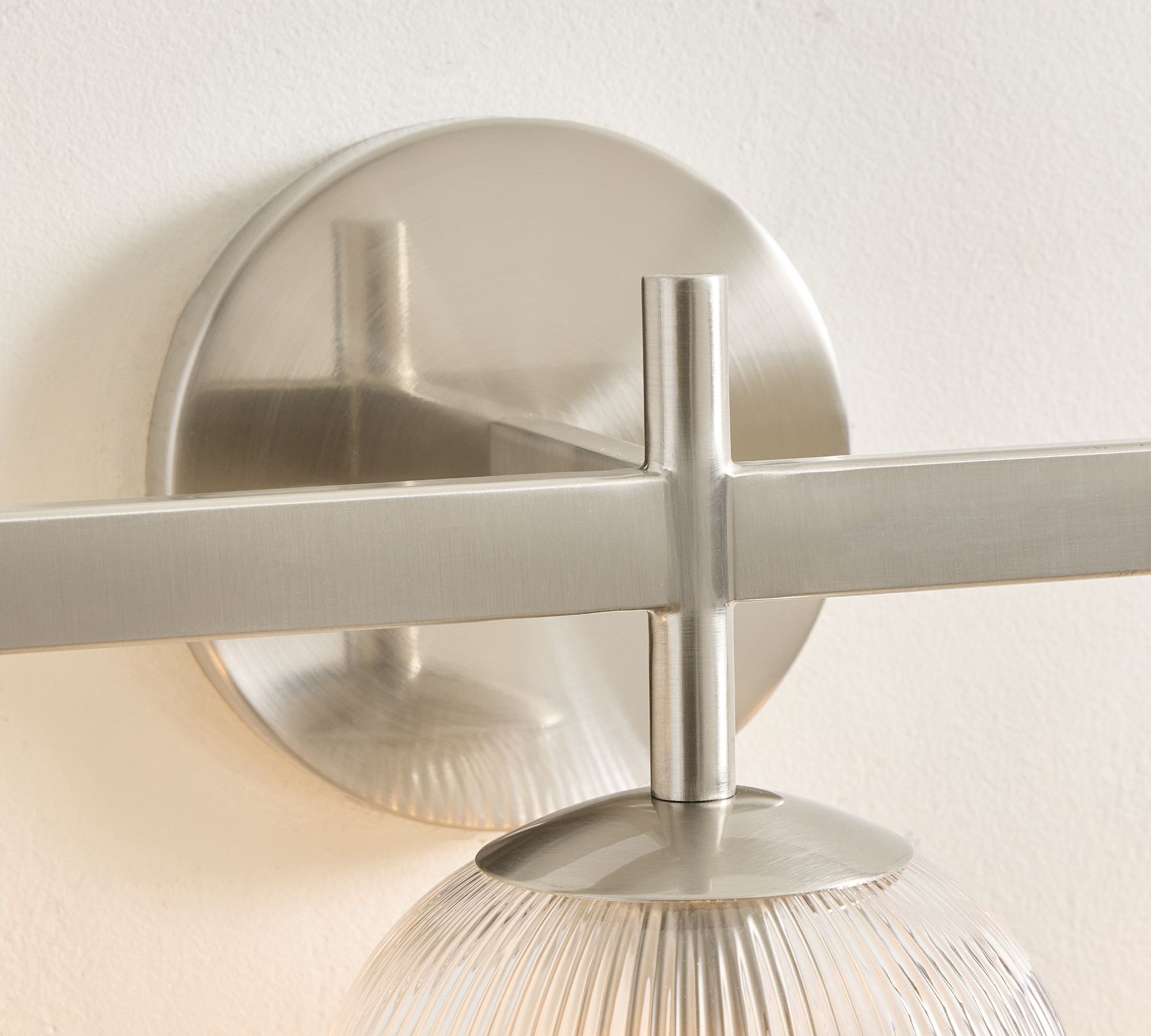 Bravira Ribbed Glass Sconce - Metal Wall Light with Clear Glass Shade T074
