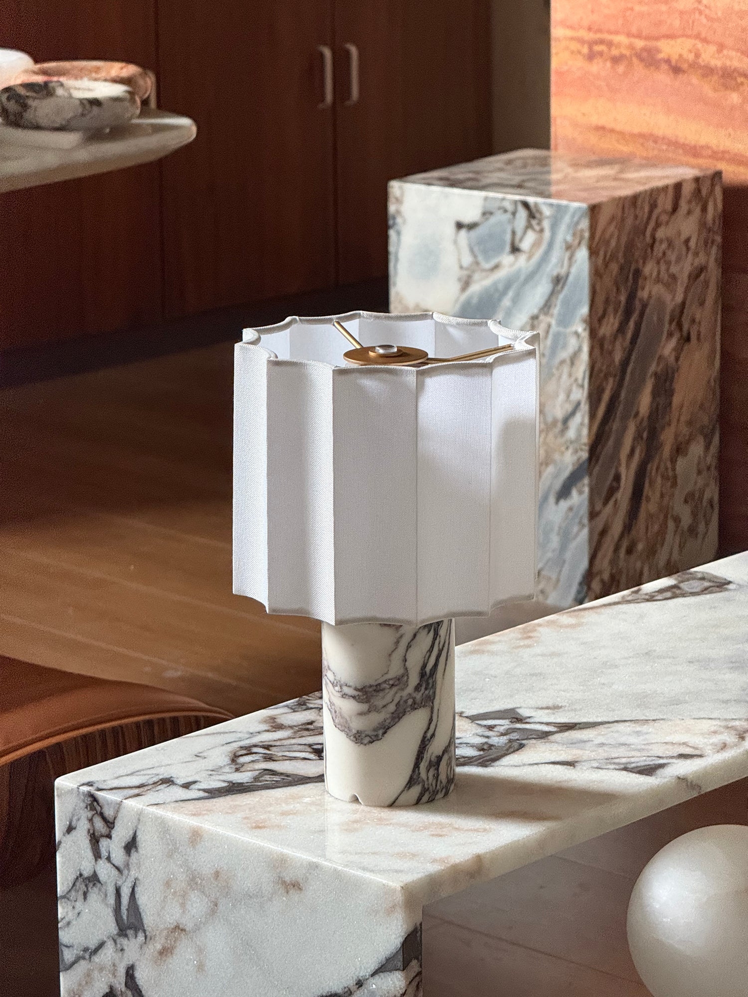 Valli Table Lamp D668
