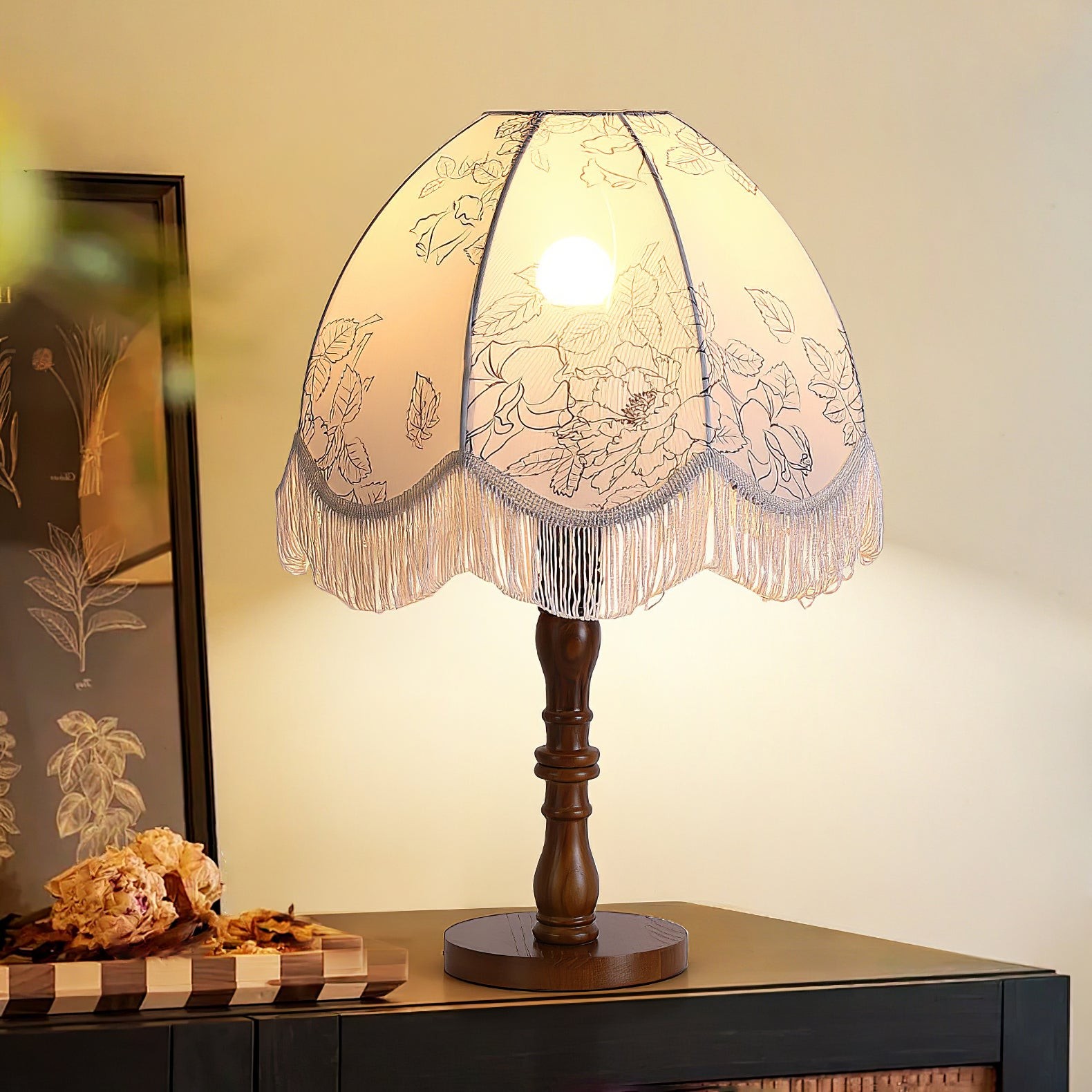 Luxury Printed Tassel Table Lamp M529