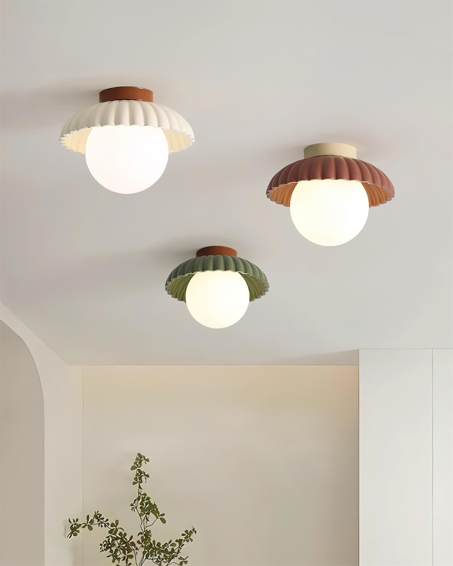 Alien Cream Style Ceiling Light M178