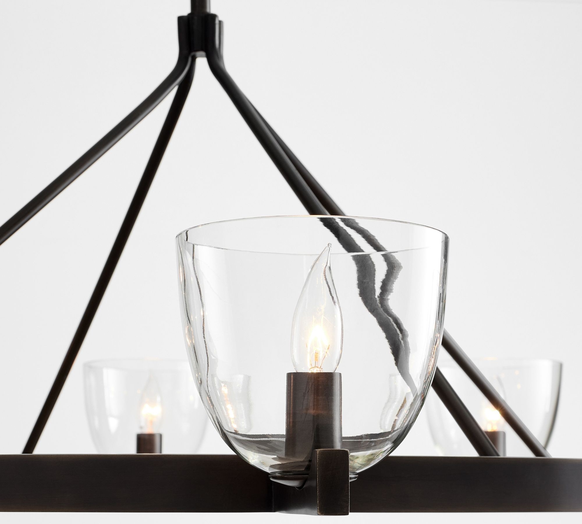 Auria Hand-blown Glass Metal Chandelier - Contemporary Brass Design T061