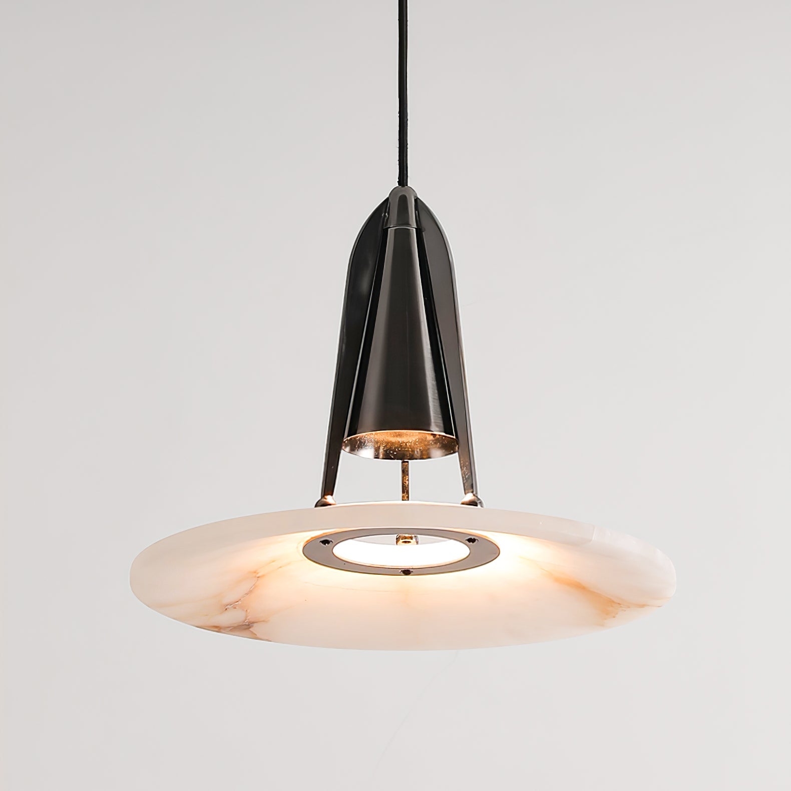Aragon Alabaster Pendant Lamp D391