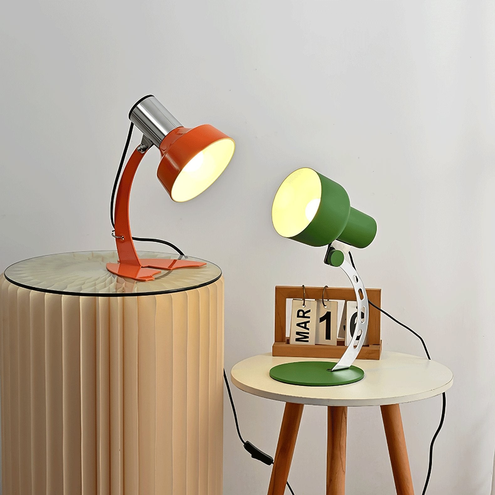 Fish Tail Arch Table Lamp M05