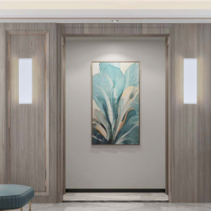 Composizione verticale a parete con eleganti lampade da parete a LED SIMIG che affiancano l'opera d'arte.
