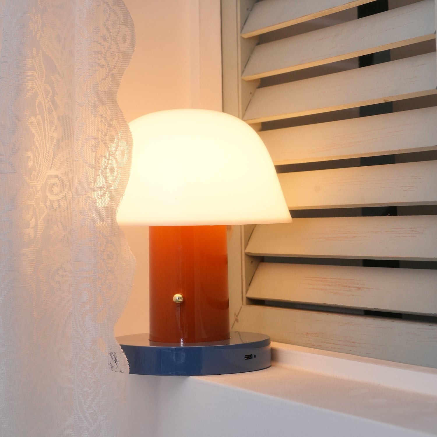 Minimalist Mushroom Cordless Table Lamp M44