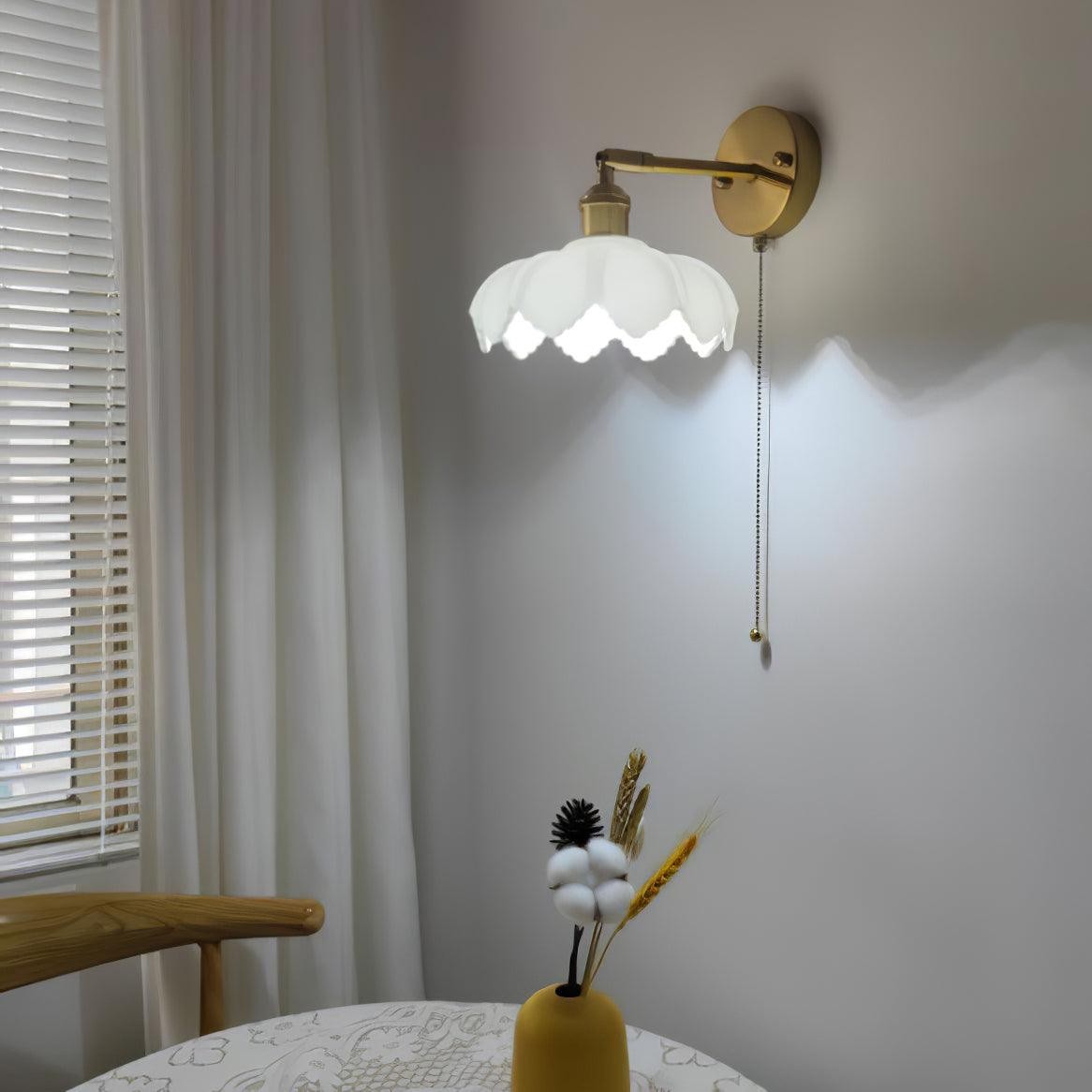 Lotus Rotatable Wall Lamp M459