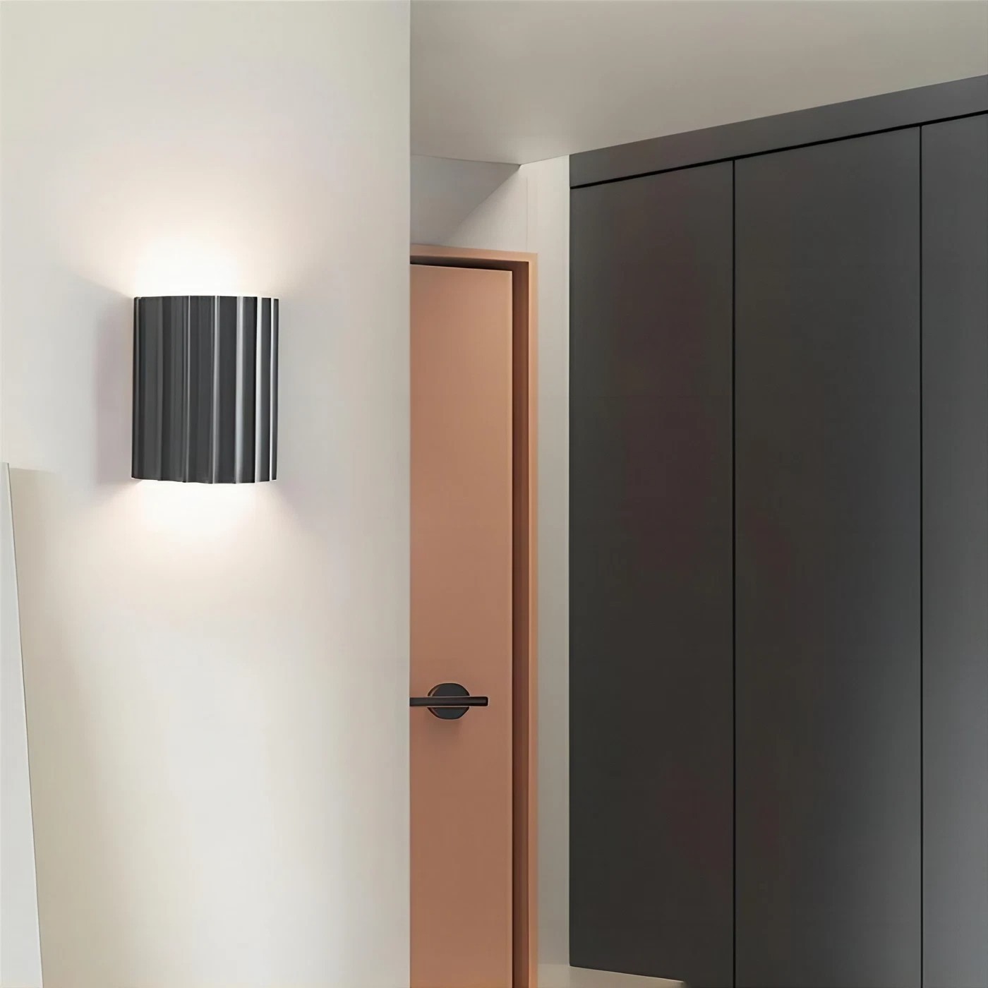 Scandinavian Ribbed Resin Fluted Wall Lamp S92