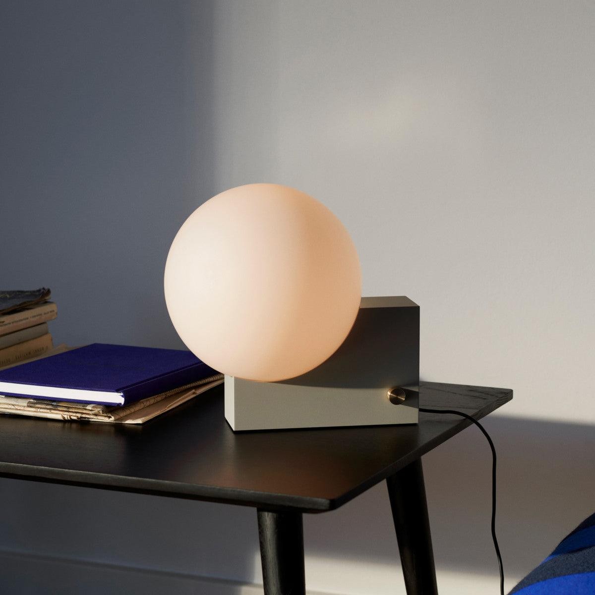 Geometric Lamp Base Glass Globe Table Lamp M467