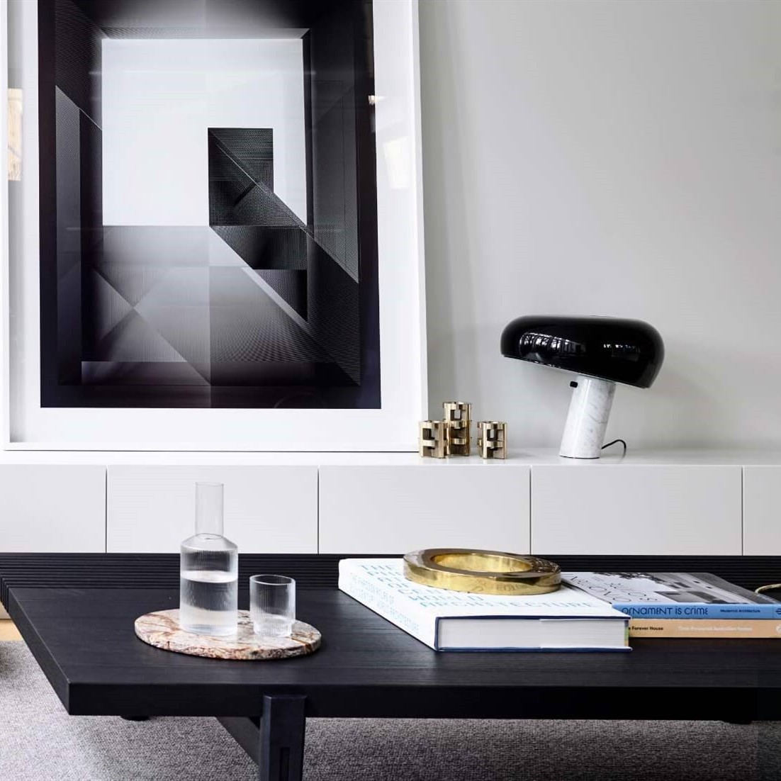 Modern Scandinavian Curved Marble Table Lamp