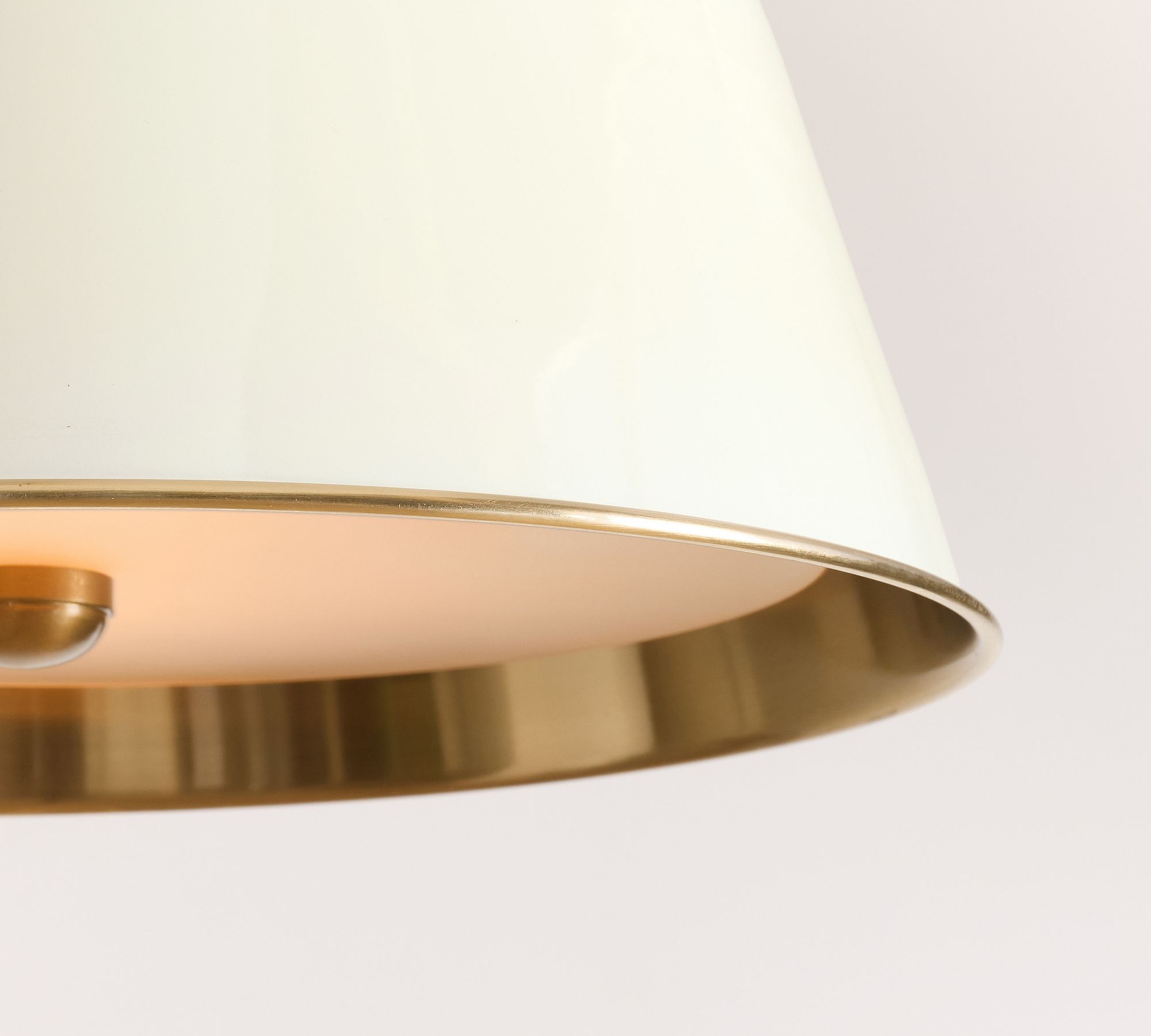 Forvara Metal Pole Pendant Light - Bell Diffuser Design for Kitchen Islands T147