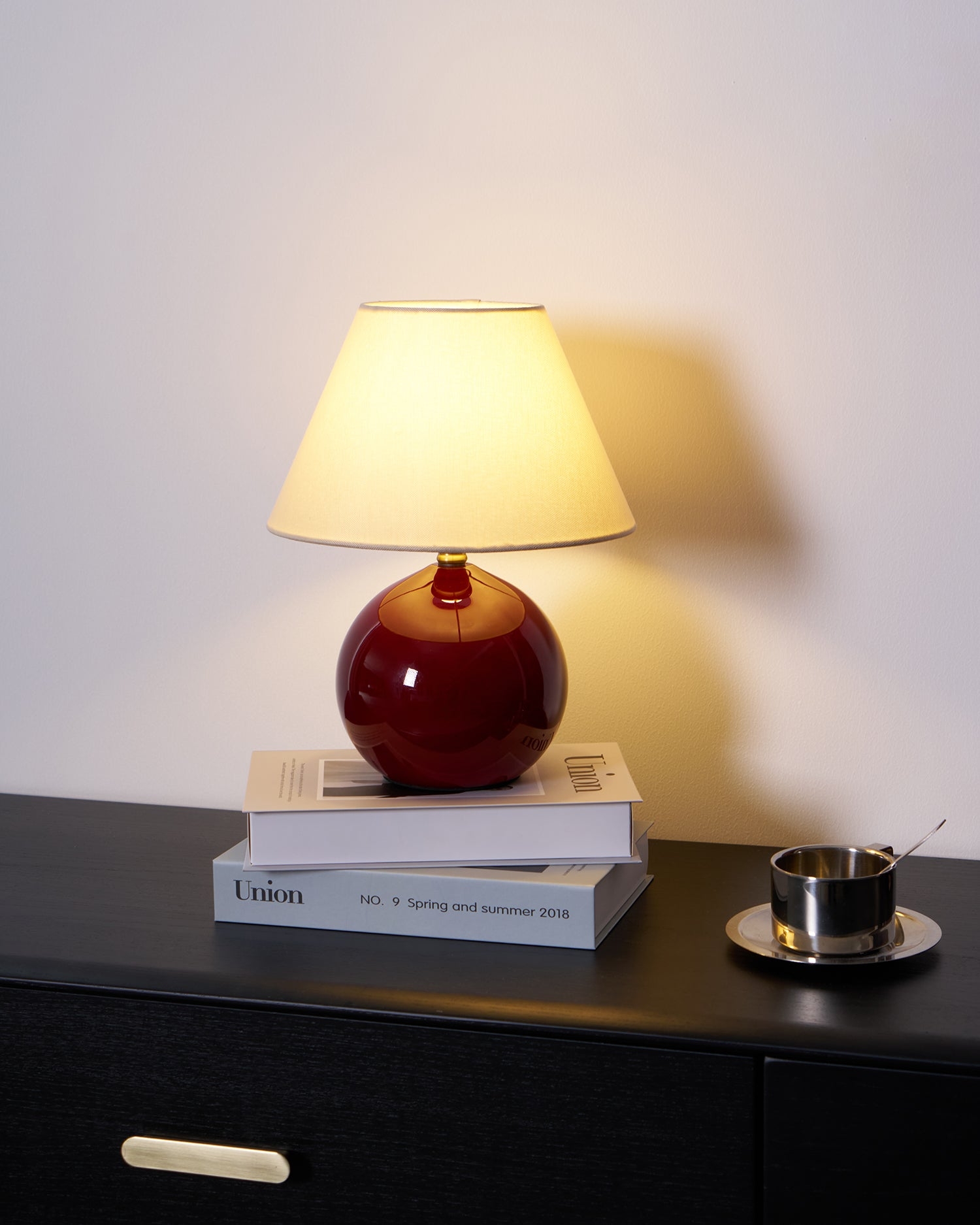 Red Nanu Table Lamp D26