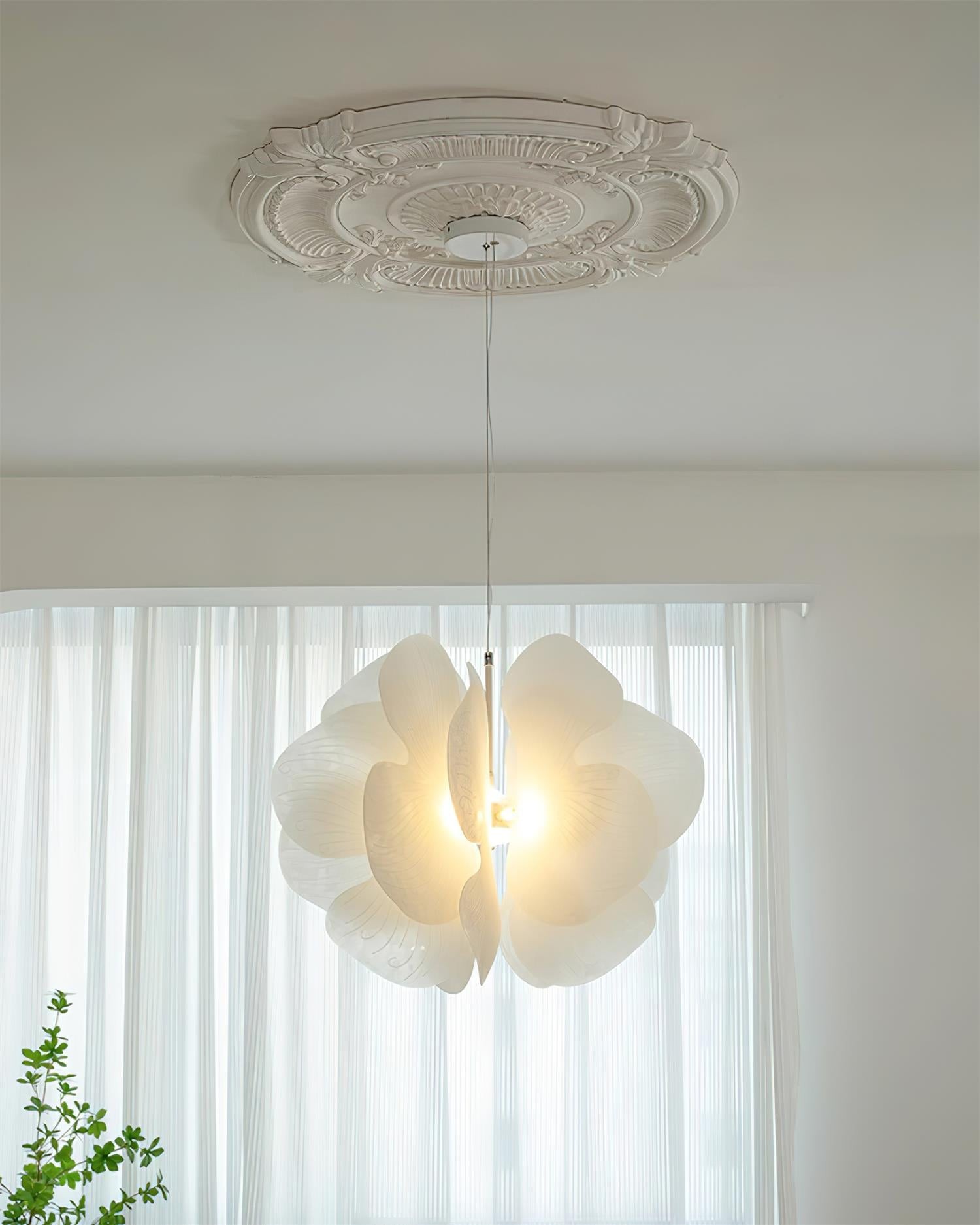 Creative Petal Pendant Lamp M282