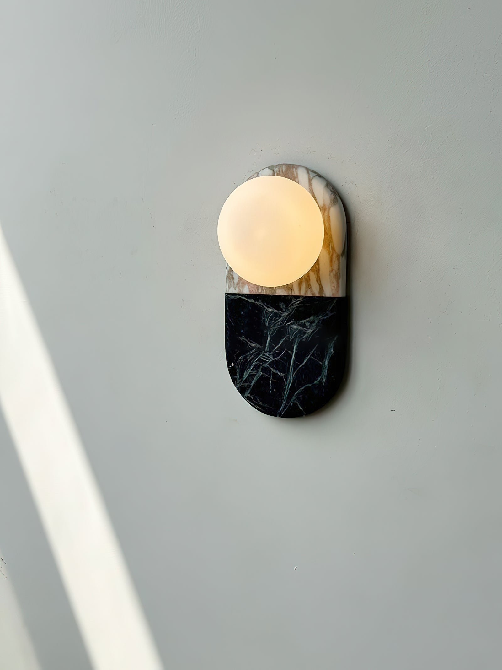 Pfaffikon Marble Sconce D564