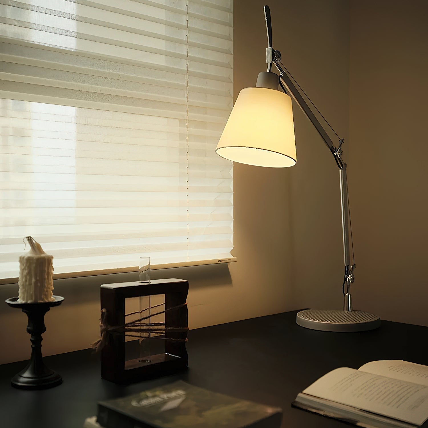 Artemide Table Lamp D714