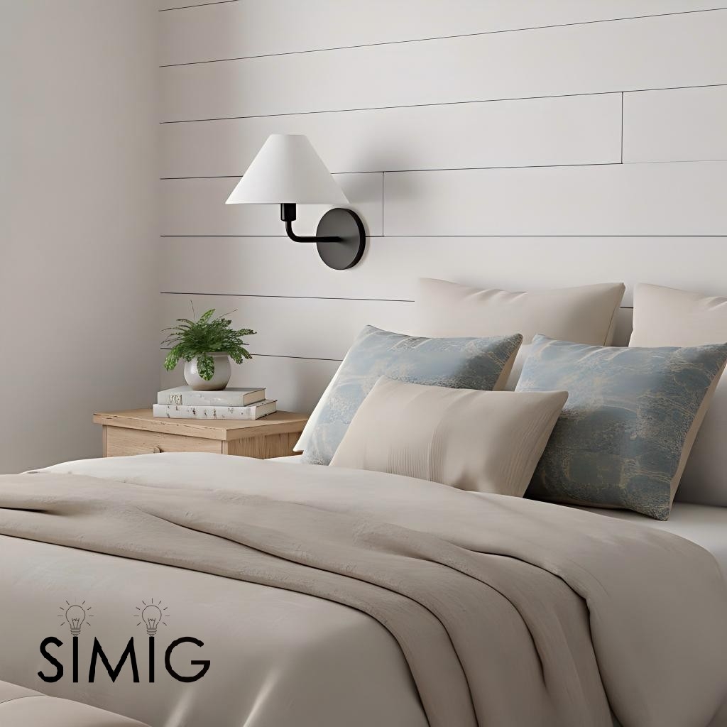 Diora Contemporary Wall Sconce Light - Elegant Brass Fixture for Home or Office T040