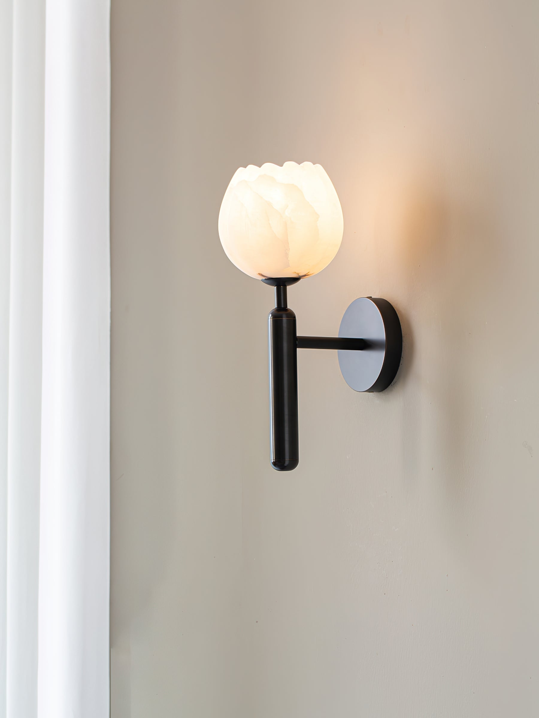 Mian Alabaster Wall Lamp D439