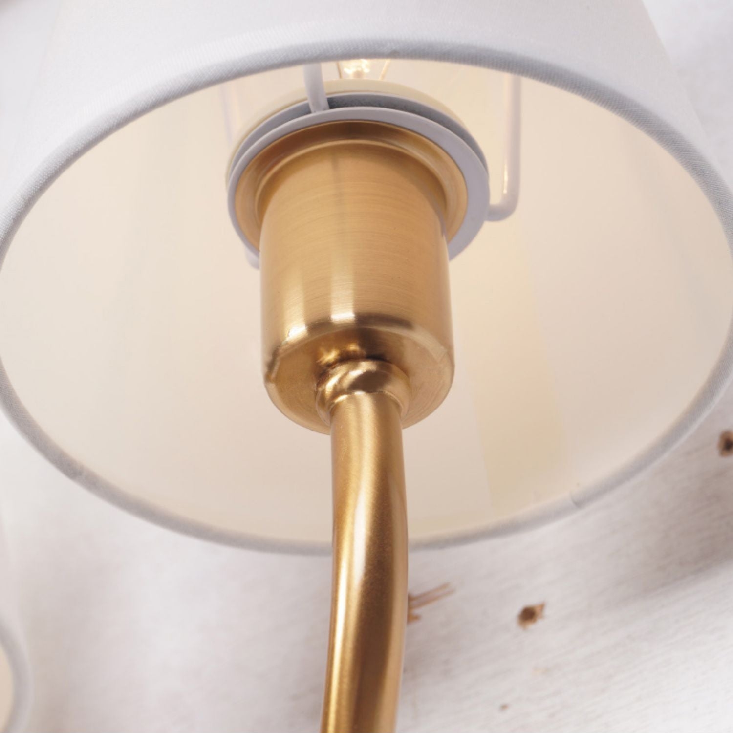 Safavieh Ezra Wall Lamp D488