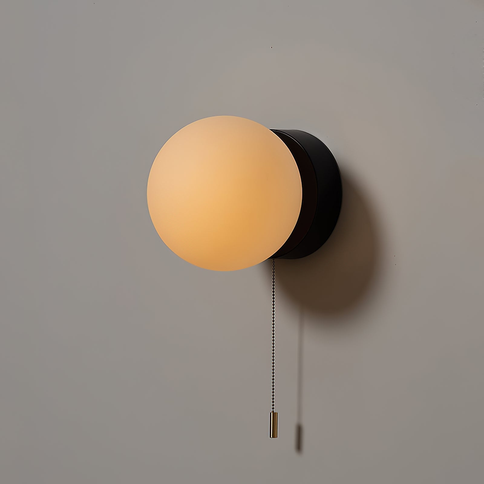 Gram Wall Lamp D694