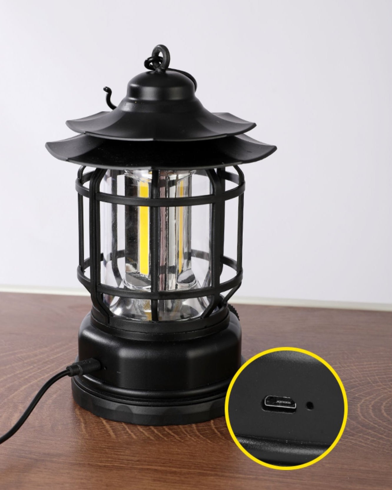 Lantern Outdoor Camping Table Lamp (built-in battery) D416