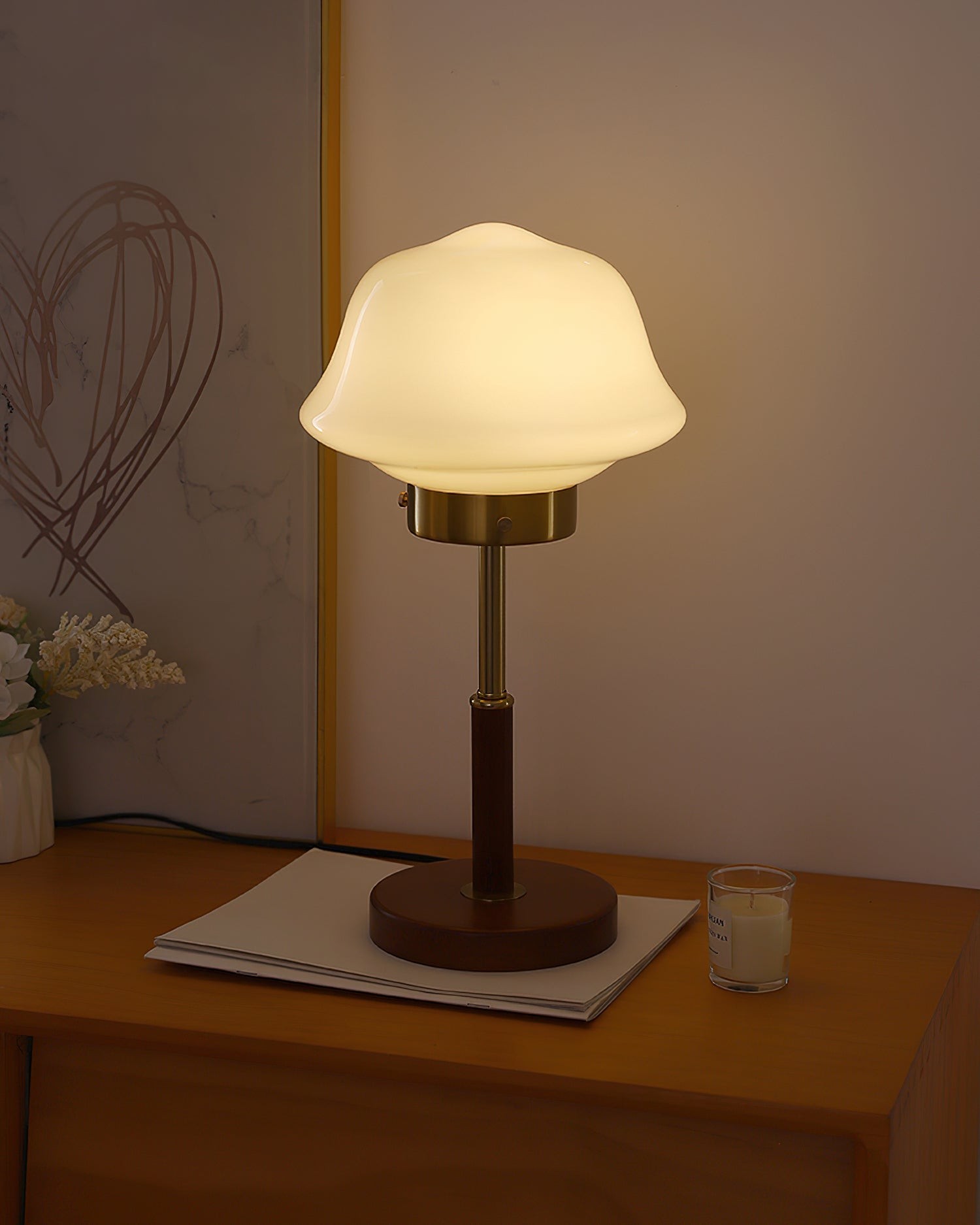 Mid Century Vintage Walnut Glass Table Lamp M395