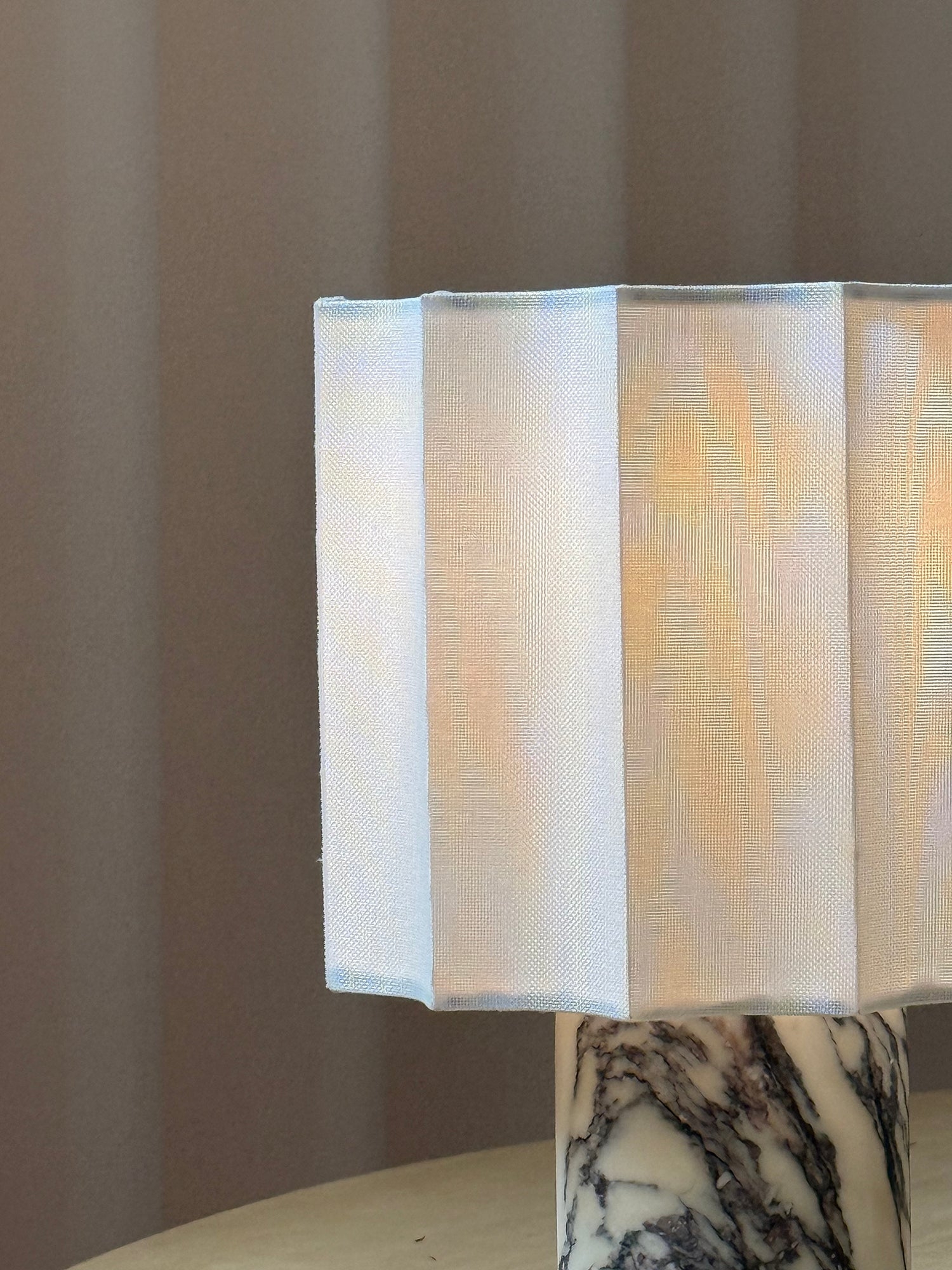 Valli Table Lamp D668