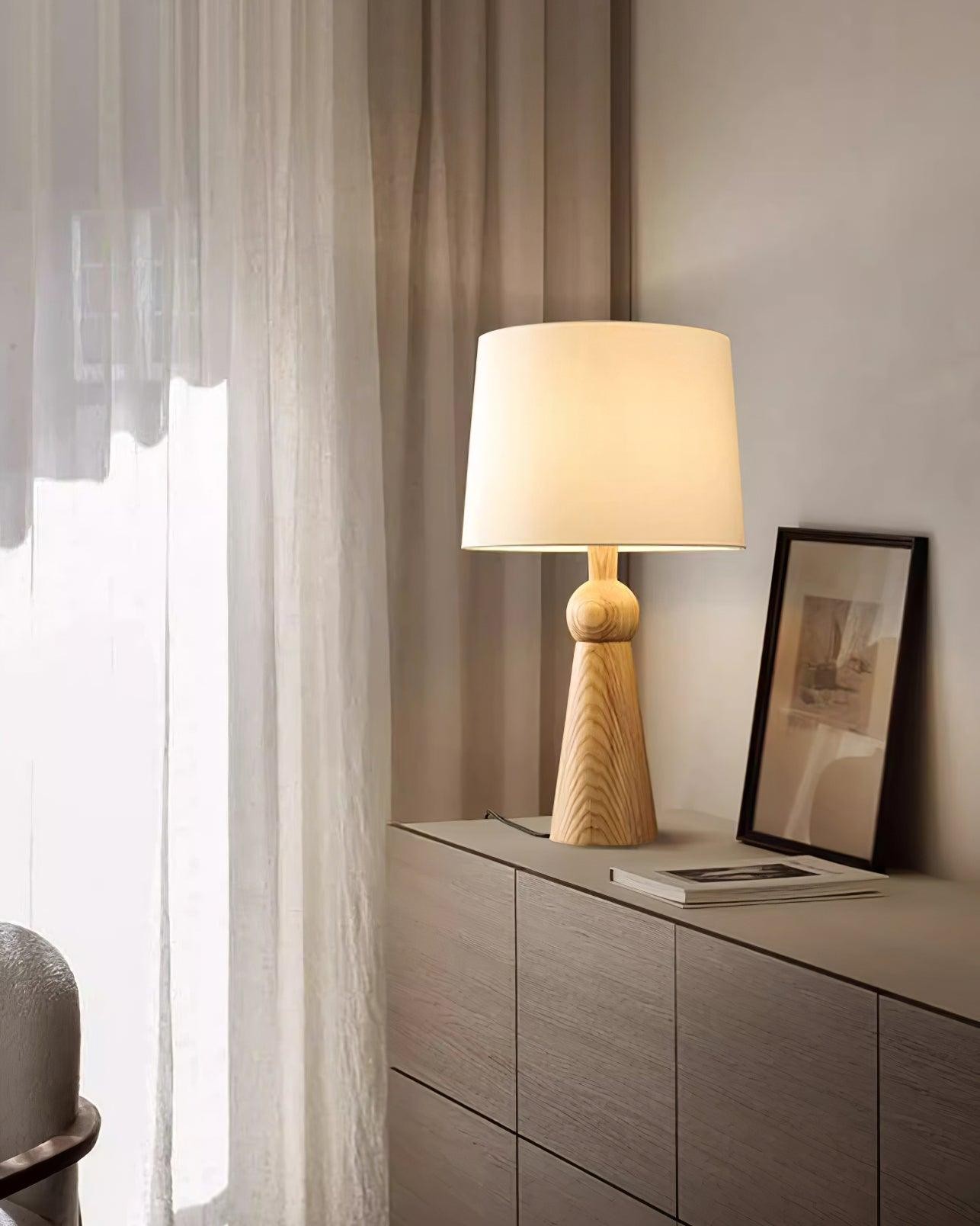 Nordic Retro Solid Wood Fabric Table Lamp M87