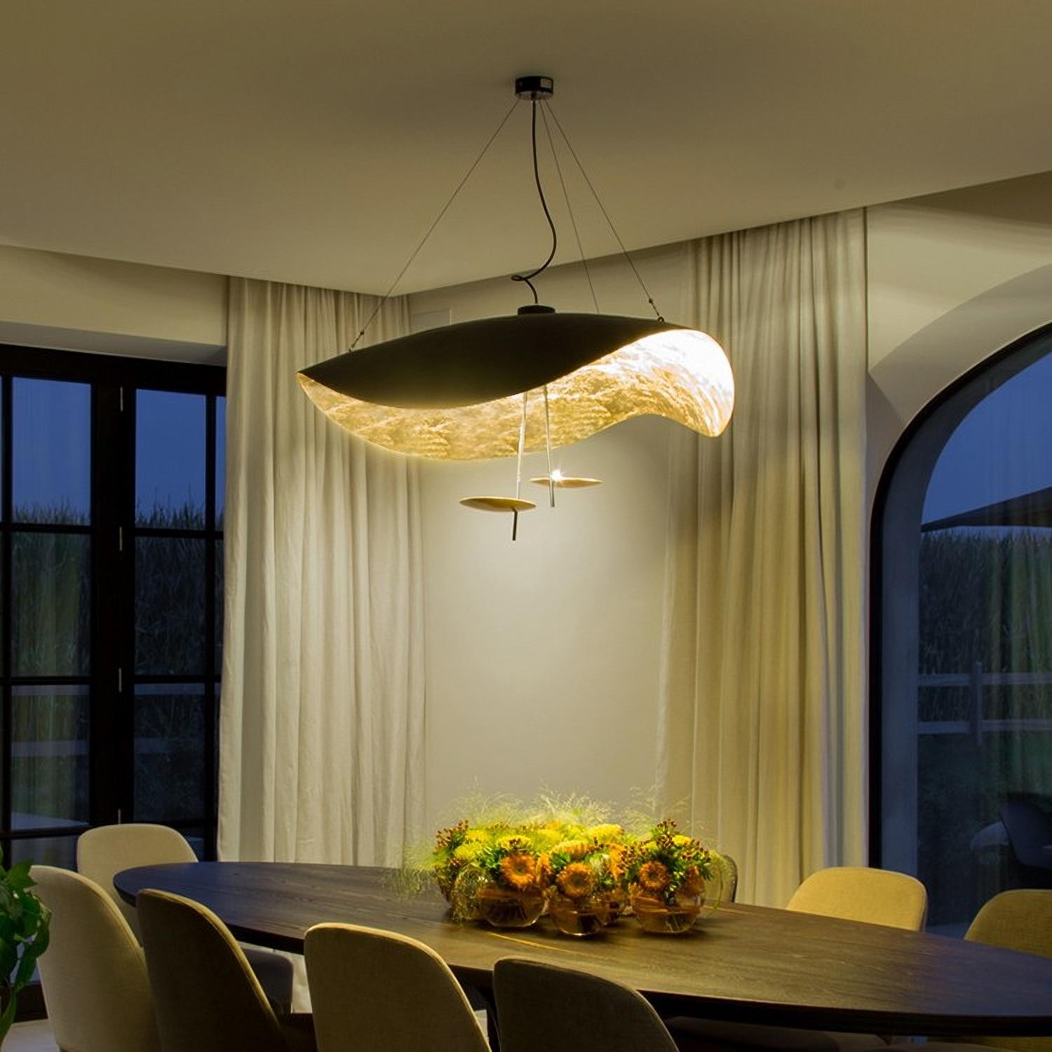 Modern Foil Curved Metal LED Pendant / Ceiling light for Bedroom