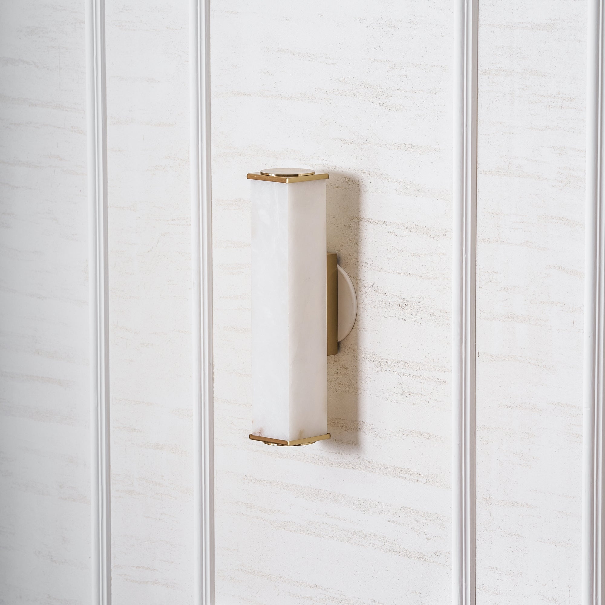 Cuboid Alabaster Wall Light D398