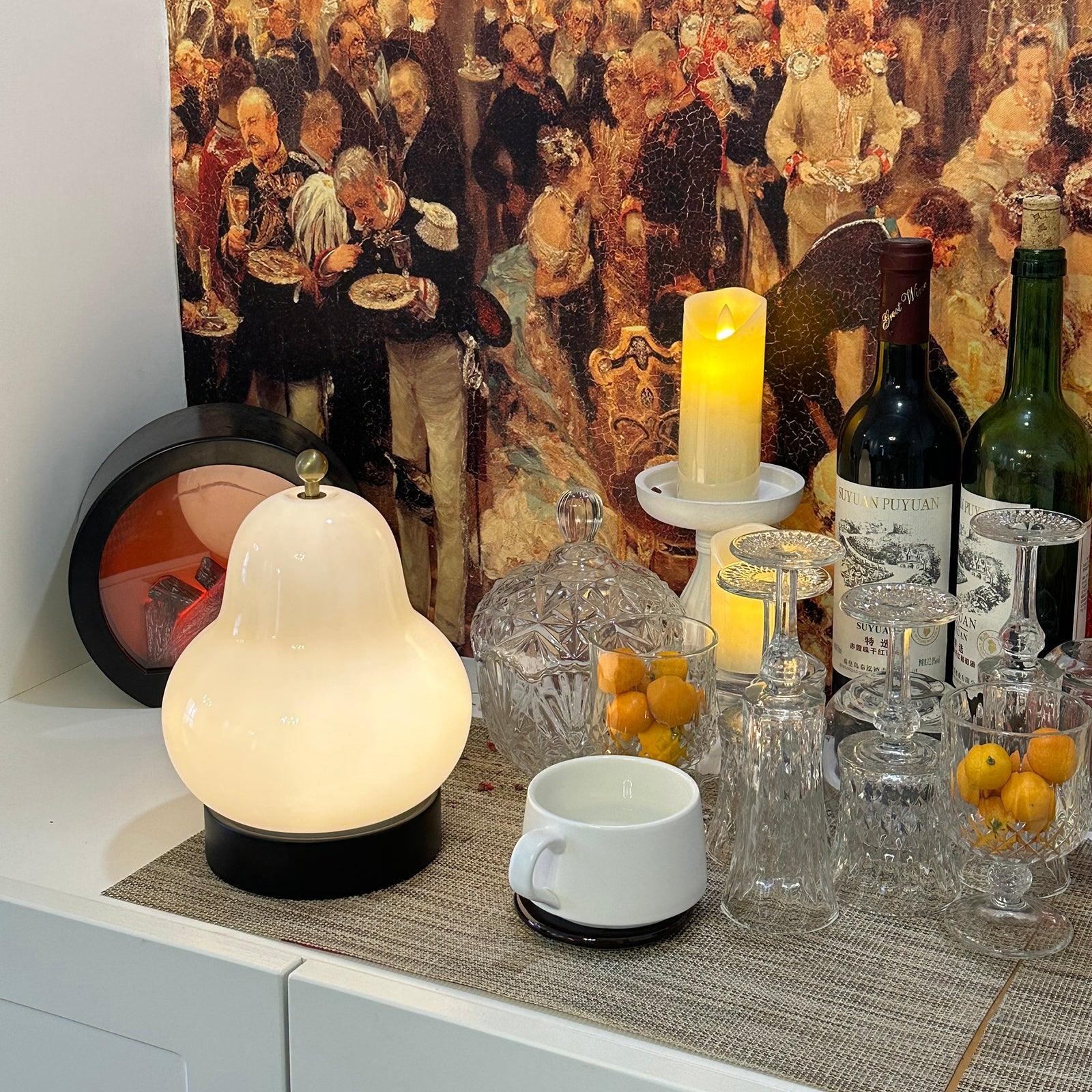 Cute Pear Shaped Table Lamp M441
