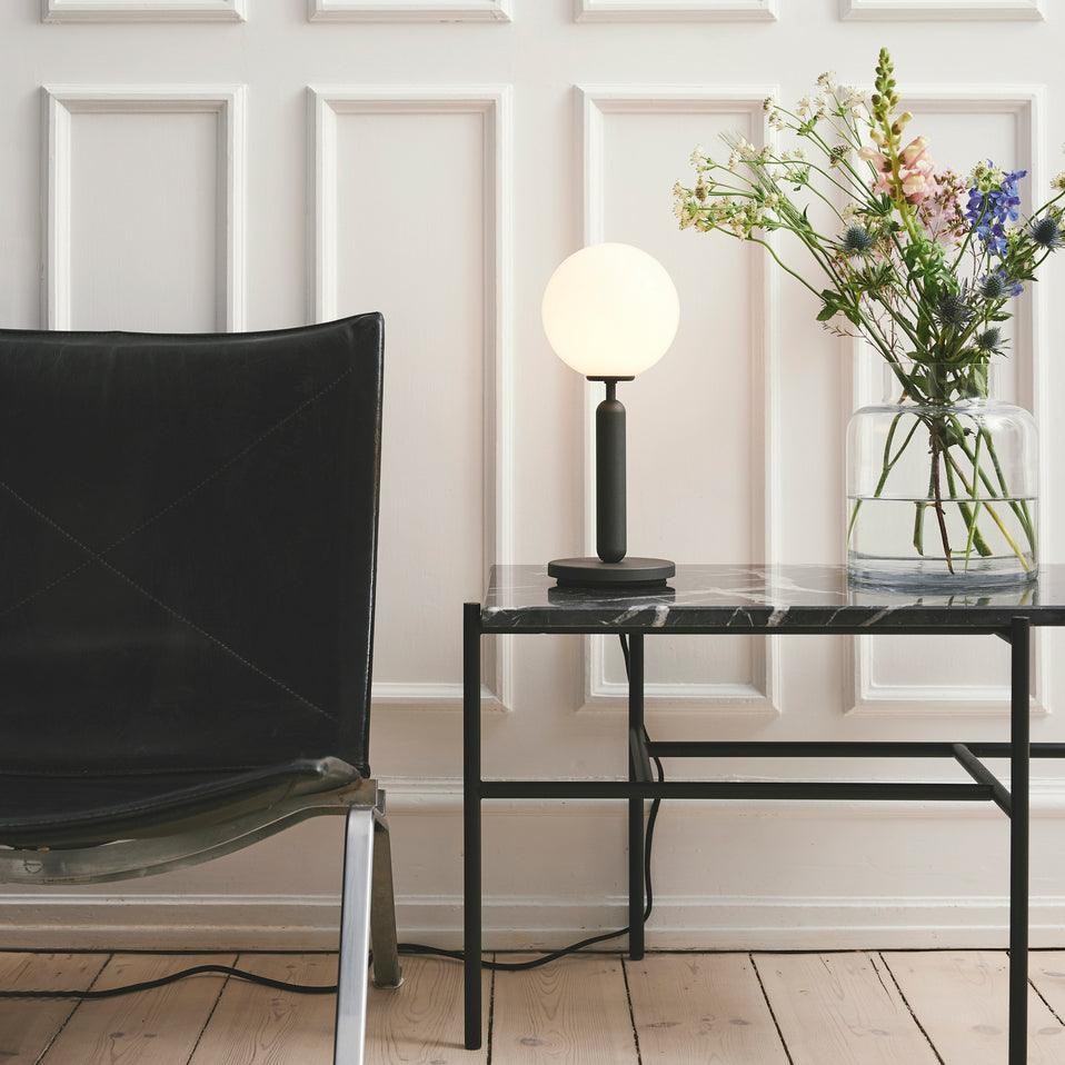 Spherical Stylish Glass Induction Table Lamp M48