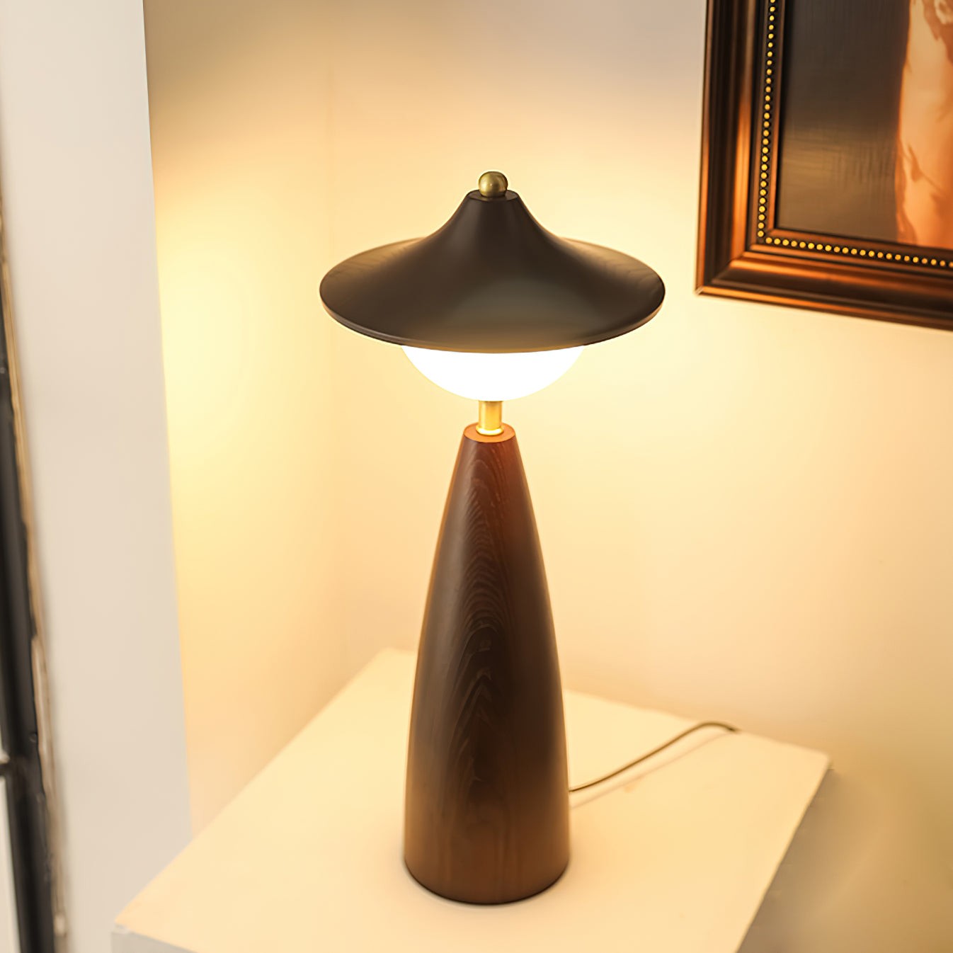 French Retro LED Bedside Table Lamp for Bedroom M326