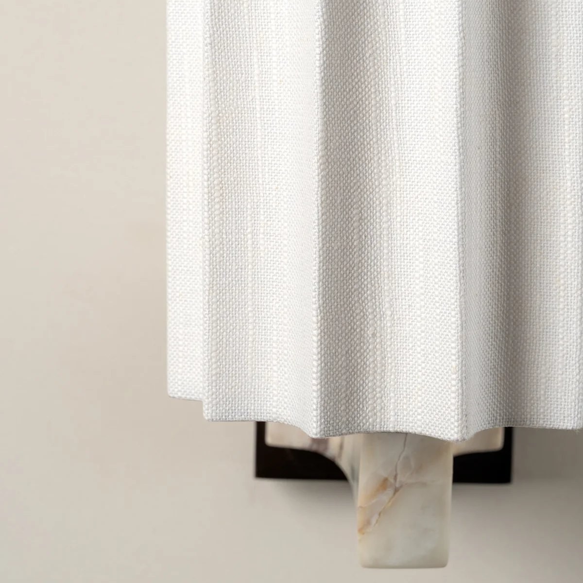 Cavilon Marble Decorative Wall Light - Elegant Linen Form Suitable for Living Room or Hallway T653