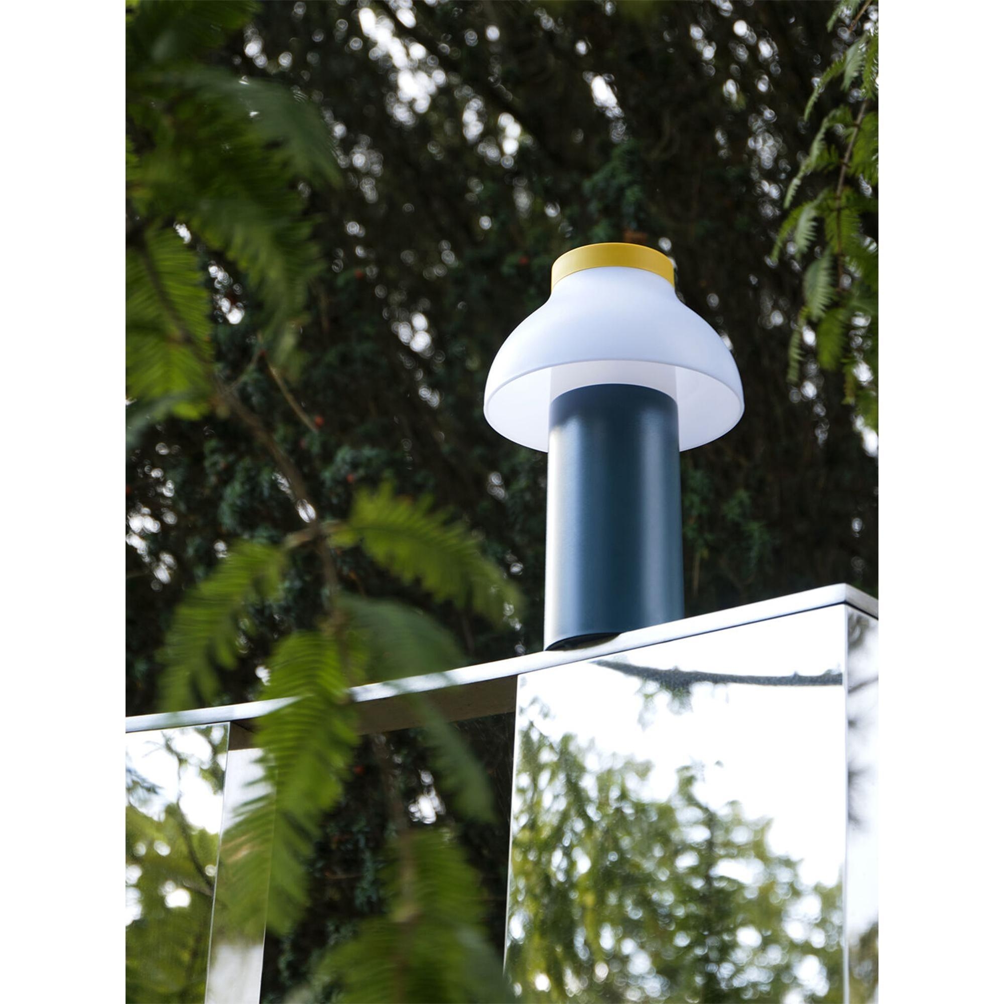 PC Portable Table Lamp D646
