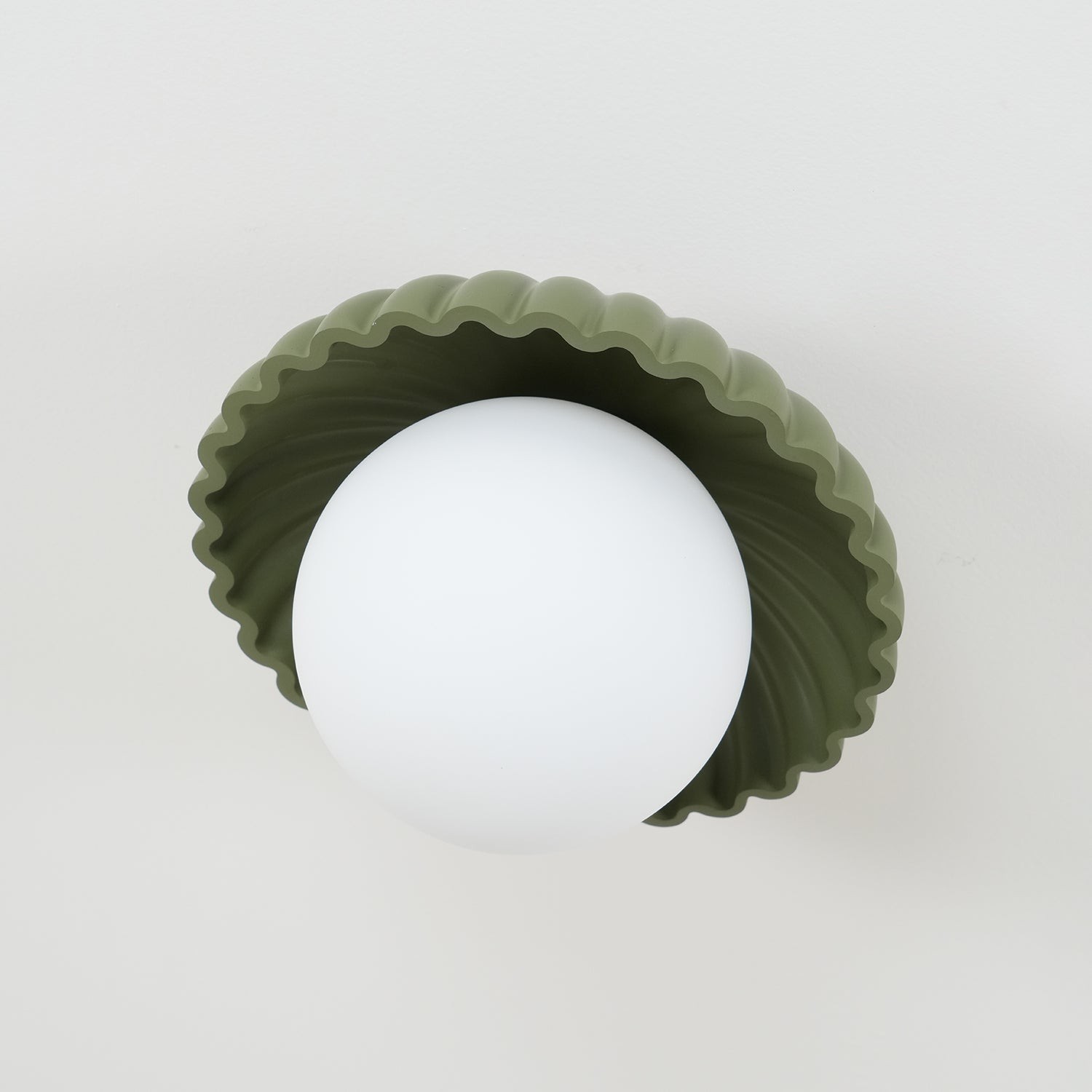 Alien Cream Style Ceiling Light M178