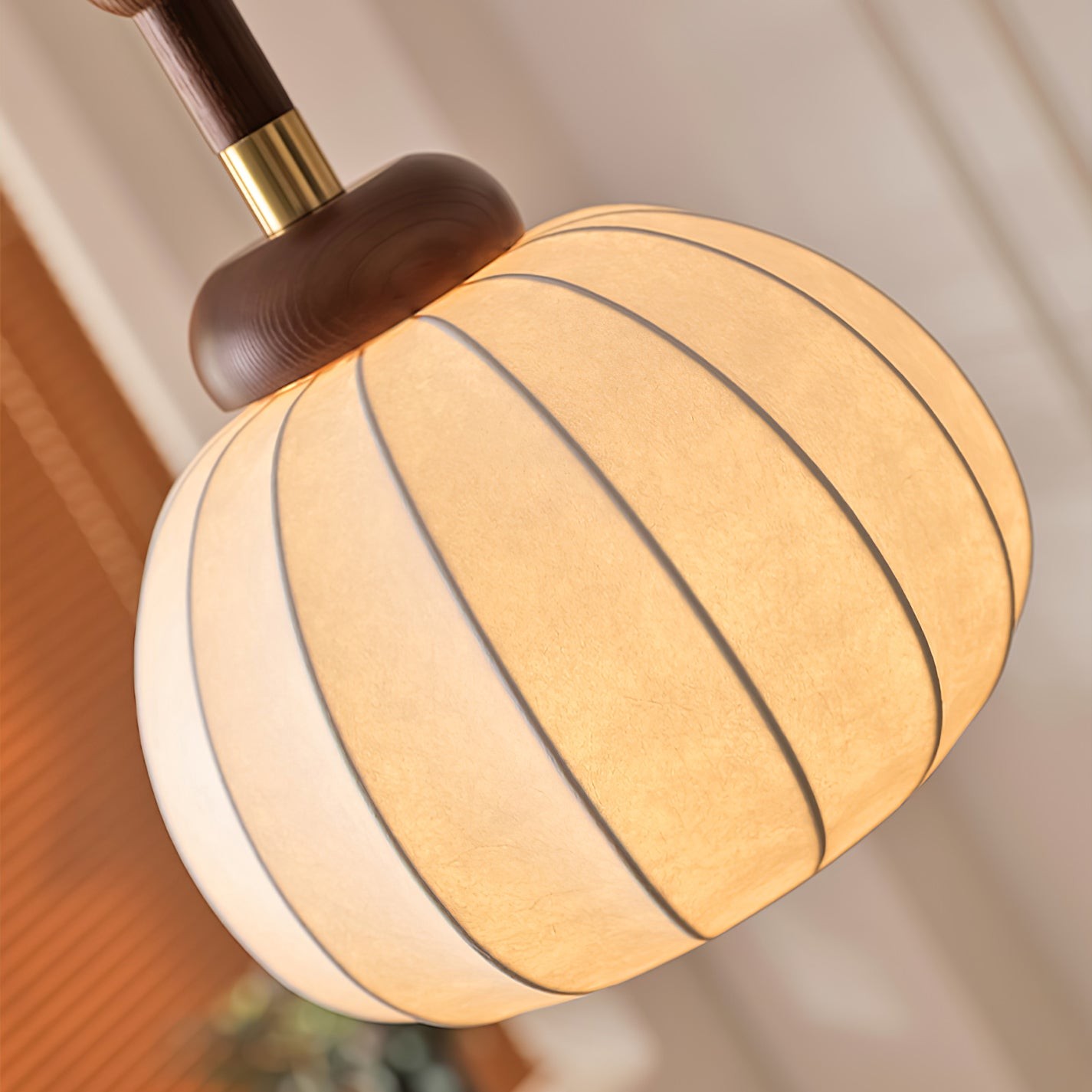 Silk Globe Pendant Lamp M515