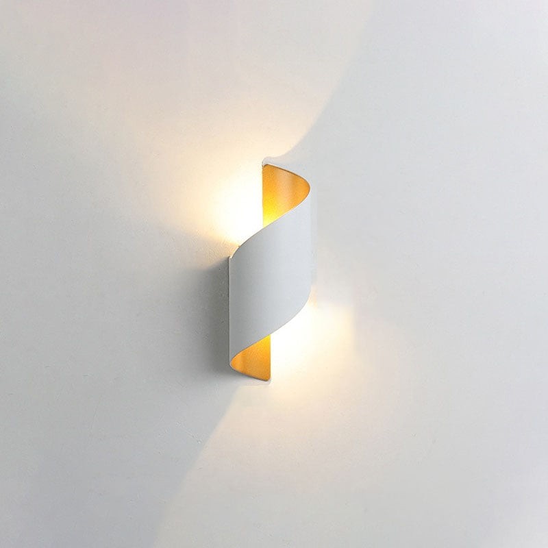 Modern Curl Twisted LED Wall Light M137