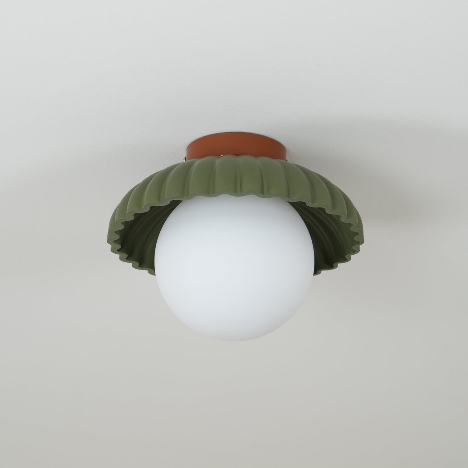 Alien Cream Style Ceiling Light M178